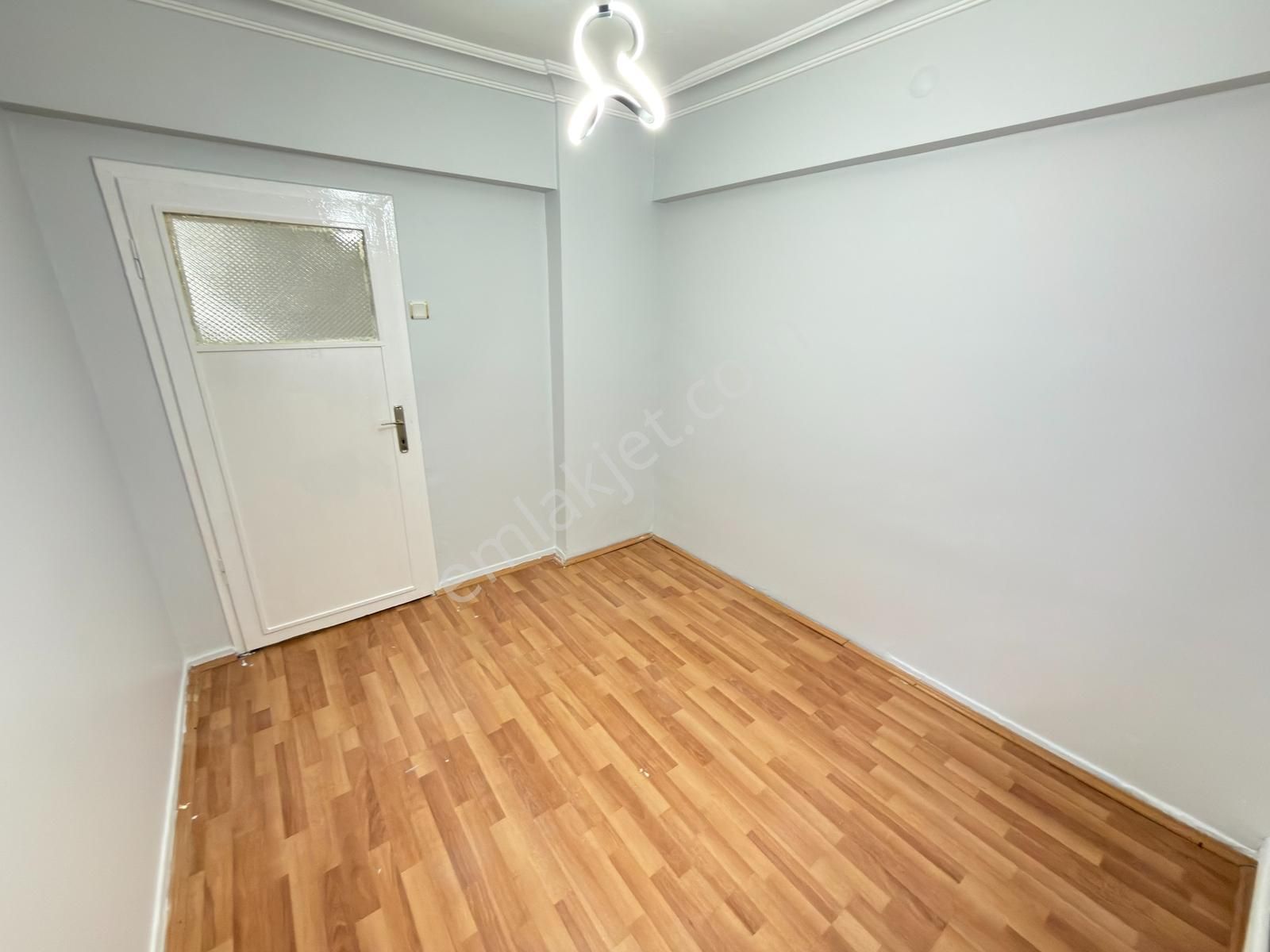 Aşağı Eğlence Yakını 2+1 Kendine Ait Bahçeli Ful Yapılı Masrafsz - Görsel 26