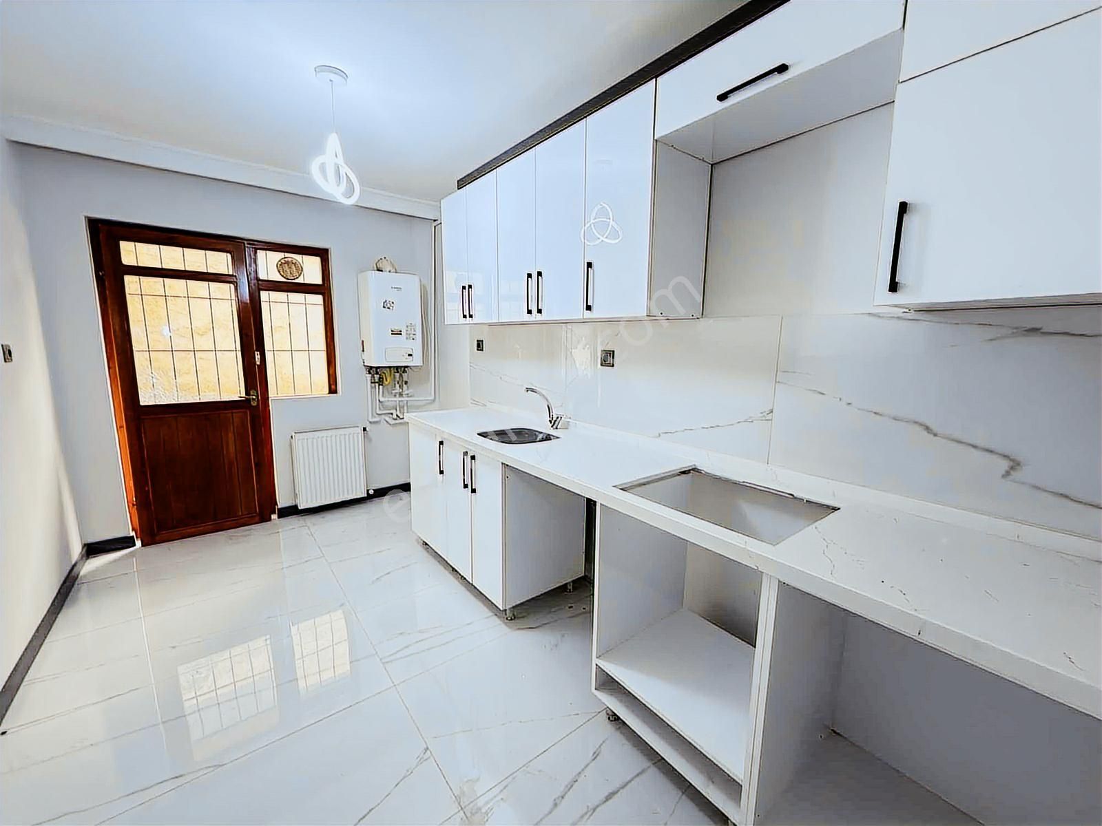 Vadi Park Yakını Yüksek Giriş 3+1 Bağımsız Full Yapılı Balkonlu. - Görsel 3