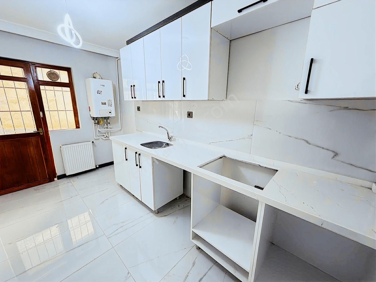 Vadi Park Yakını Yüksek Giriş 3+1 Bağımsız Full Yapılı Balkonlu. - Görsel 11