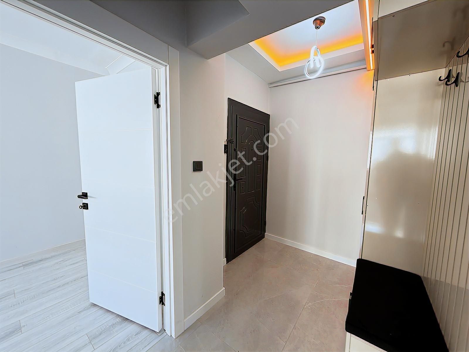 Oğulbey'den Aşağı Eğlence'de 2.kat Ön Güney Cepe 2+1 Lüks Yapılı - Görsel 20