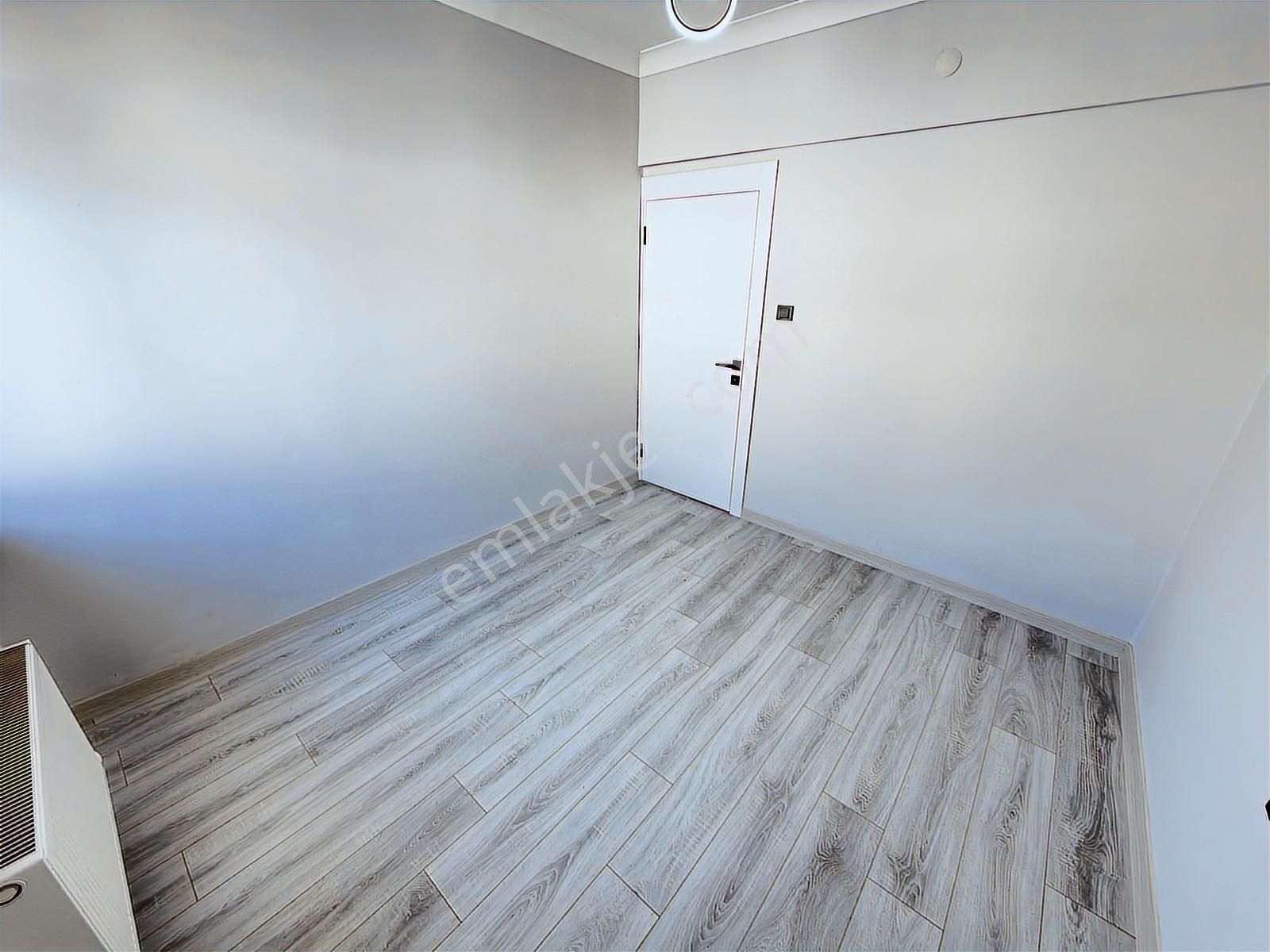 Oğulbey'den Aşağı Eğlence'de 2.kat Ön Güney Cepe 2+1 Lüks Yapılı - Görsel 32