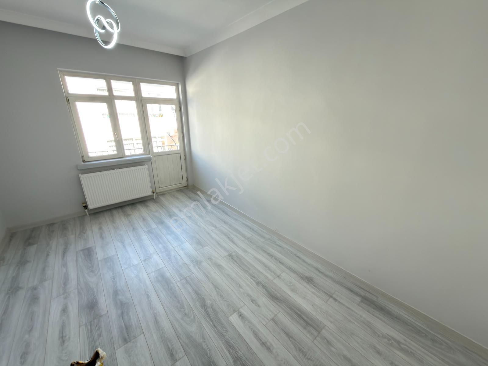 Oğulbey'den Aşağı Eğlence'de 2.kat Ön Güney Cepe 2+1 Lüks Yapılı - Görsel 34