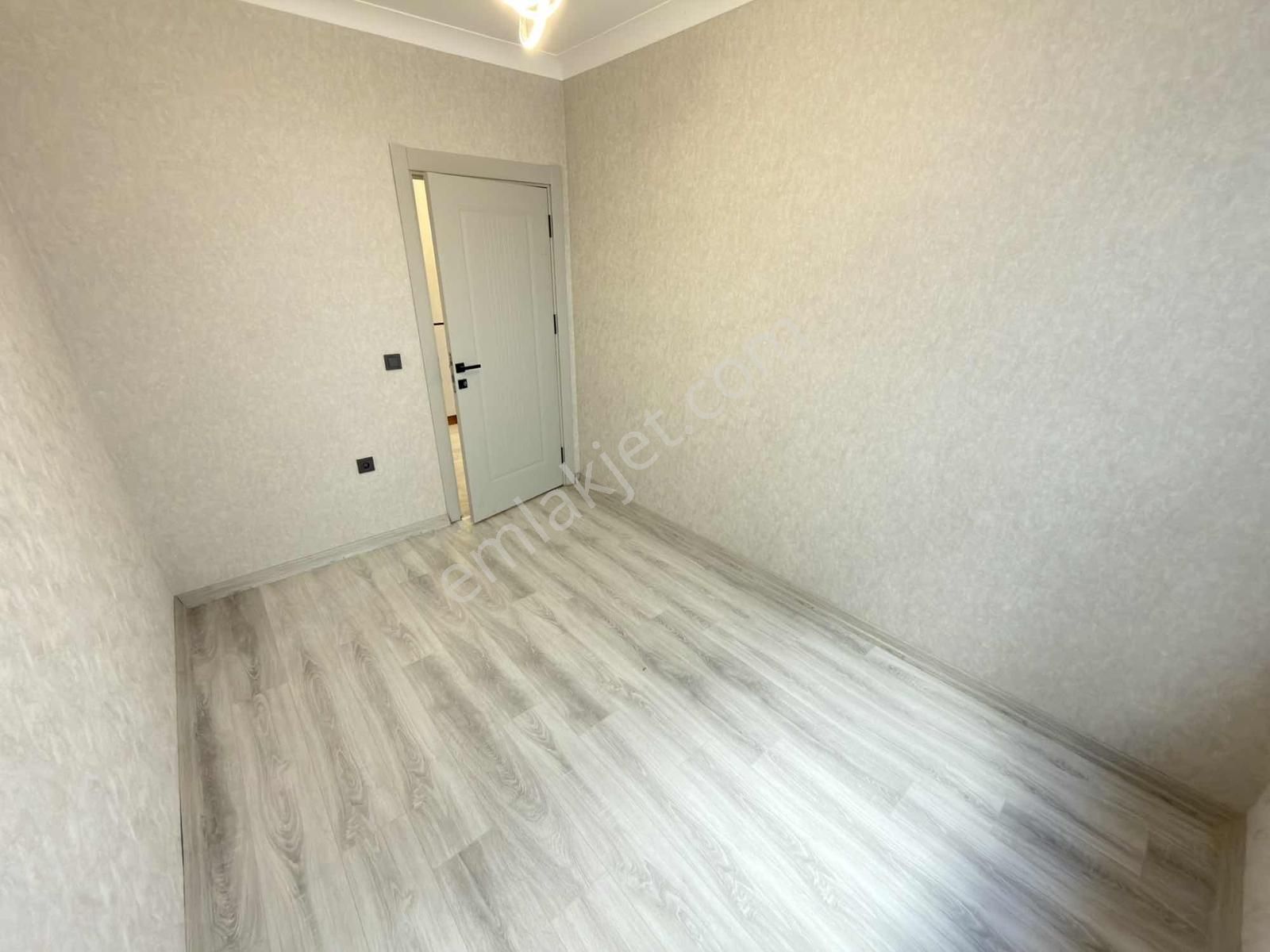 540.cad. Yakını 4+1 165m² 0 Bina %50 Kredi 2 Banyo Giyinme Odası - Görsel 32