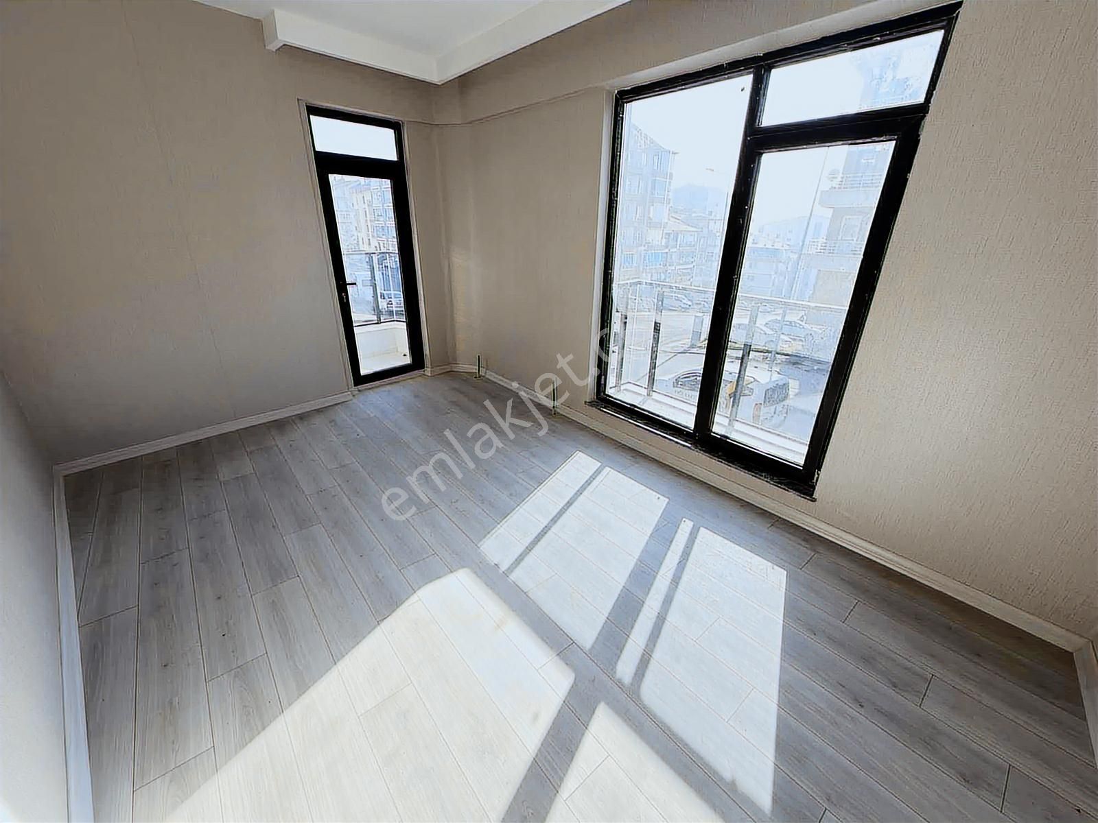 Mehtap Cad Yakını 0 Bina 135m² 3+1 1.kat Ön Güney C. Ebeveyn By. - Görsel 27