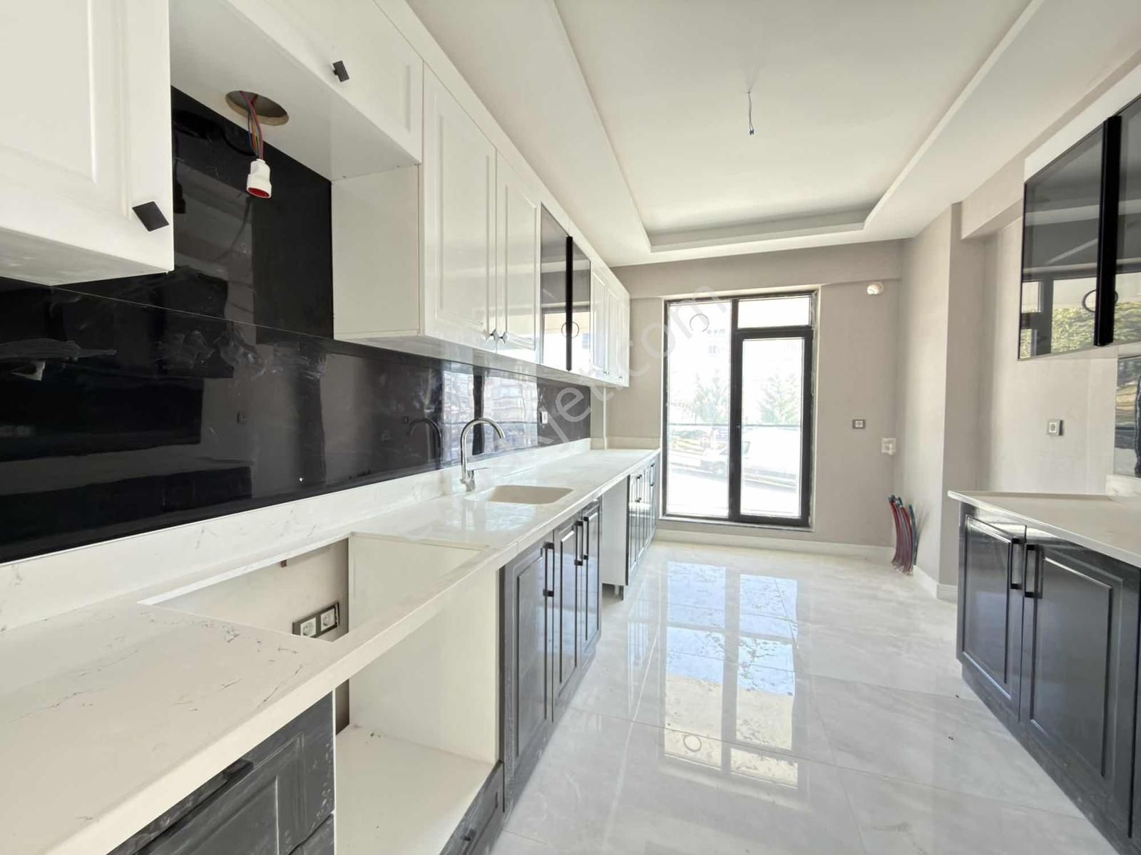 Mehtap Cad Yakını 0 Bina 135m² 3+1 1.kat Ön Güney C. Ebeveyn By. - Görsel 12