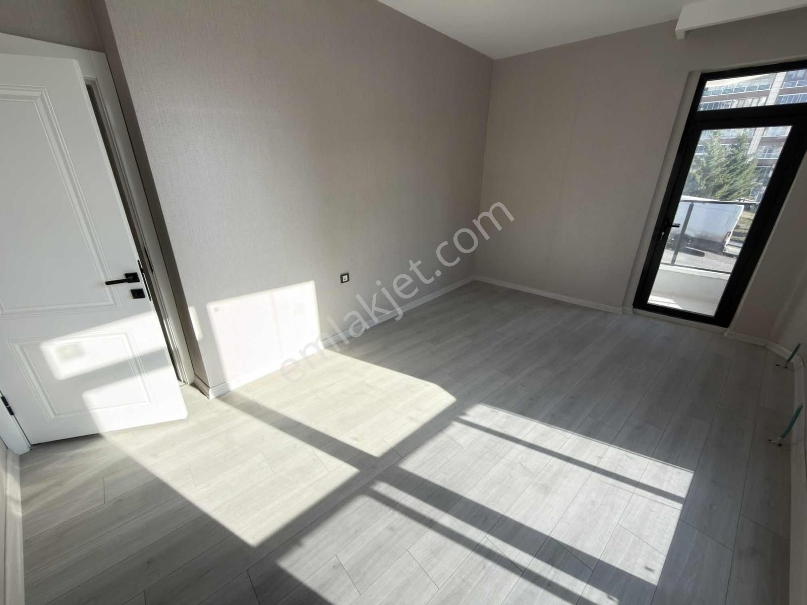 Mehtap Cad Yakını 0 Bina 135m² 3+1 1.kat Ön Güney C. Ebeveyn By. - Görsel 29