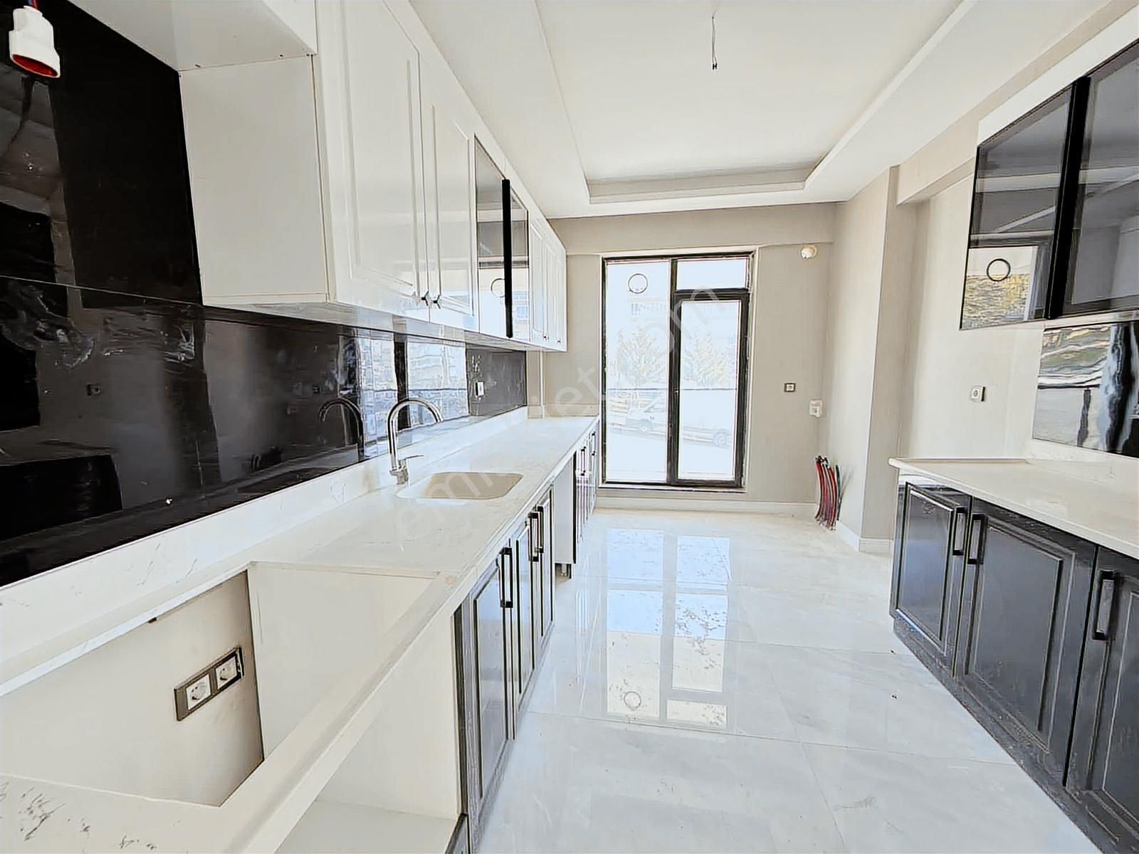 Mehtap Cad Yakını 0 Bina 135m² 3+1 1.kat Ön Güney C. Ebeveyn By. - Görsel 2
