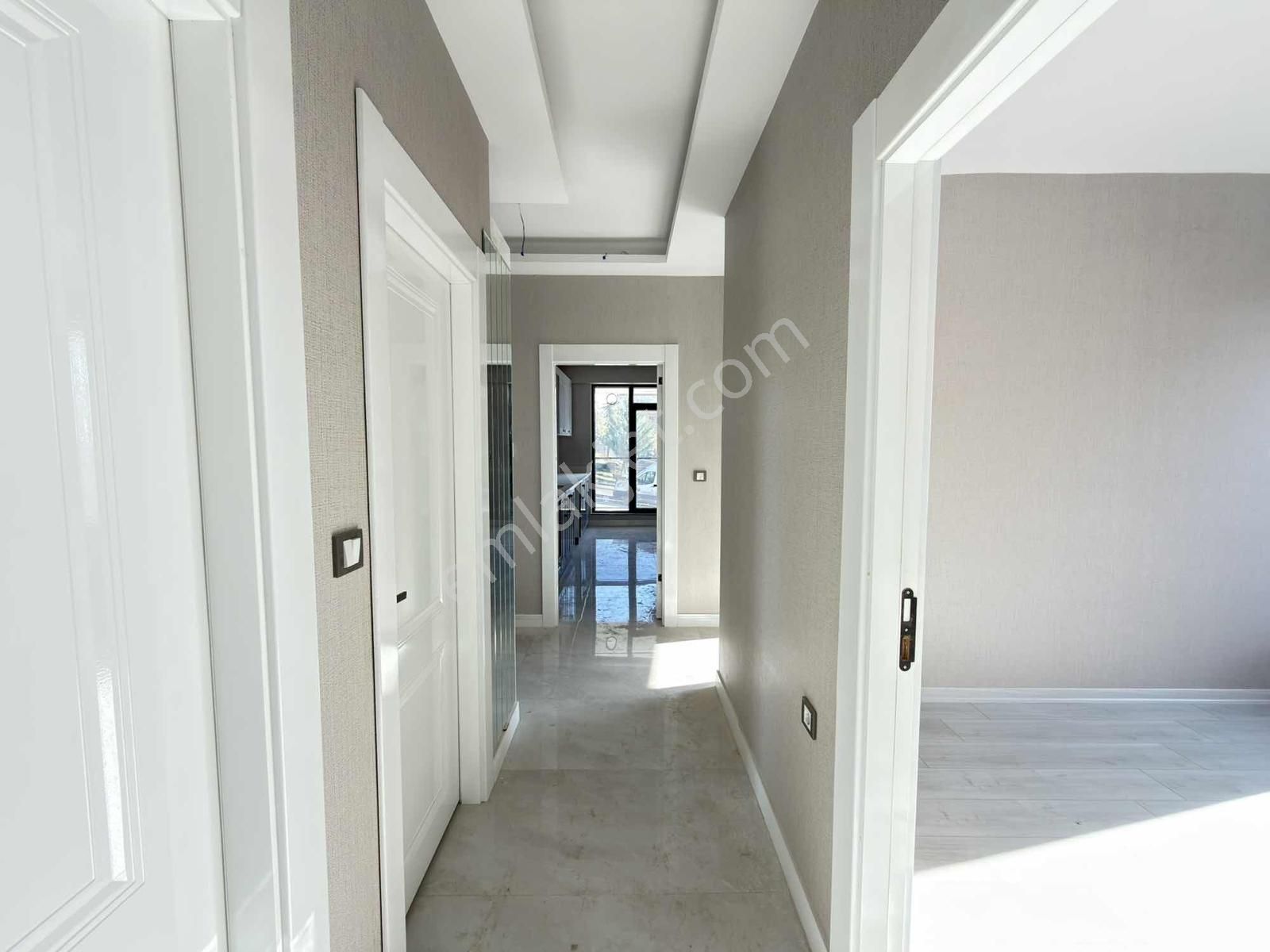 Mehtap Cad Yakını 0 Bina 135m² 3+1 1.kat Ön Güney C. Ebeveyn By. - Görsel 35