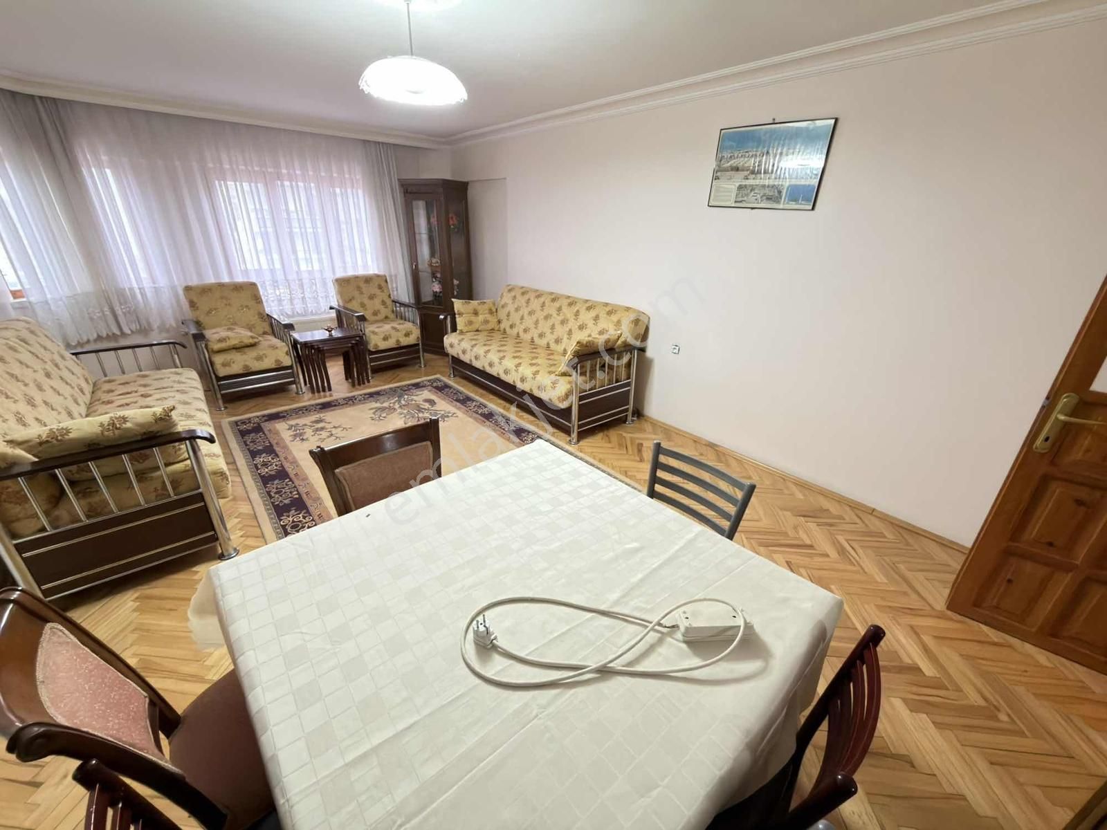 Köşe Bina Köşe Daire 1.kat Ön Güney Cepe 3+1 135m² Geniş Balkon - Görsel 13
