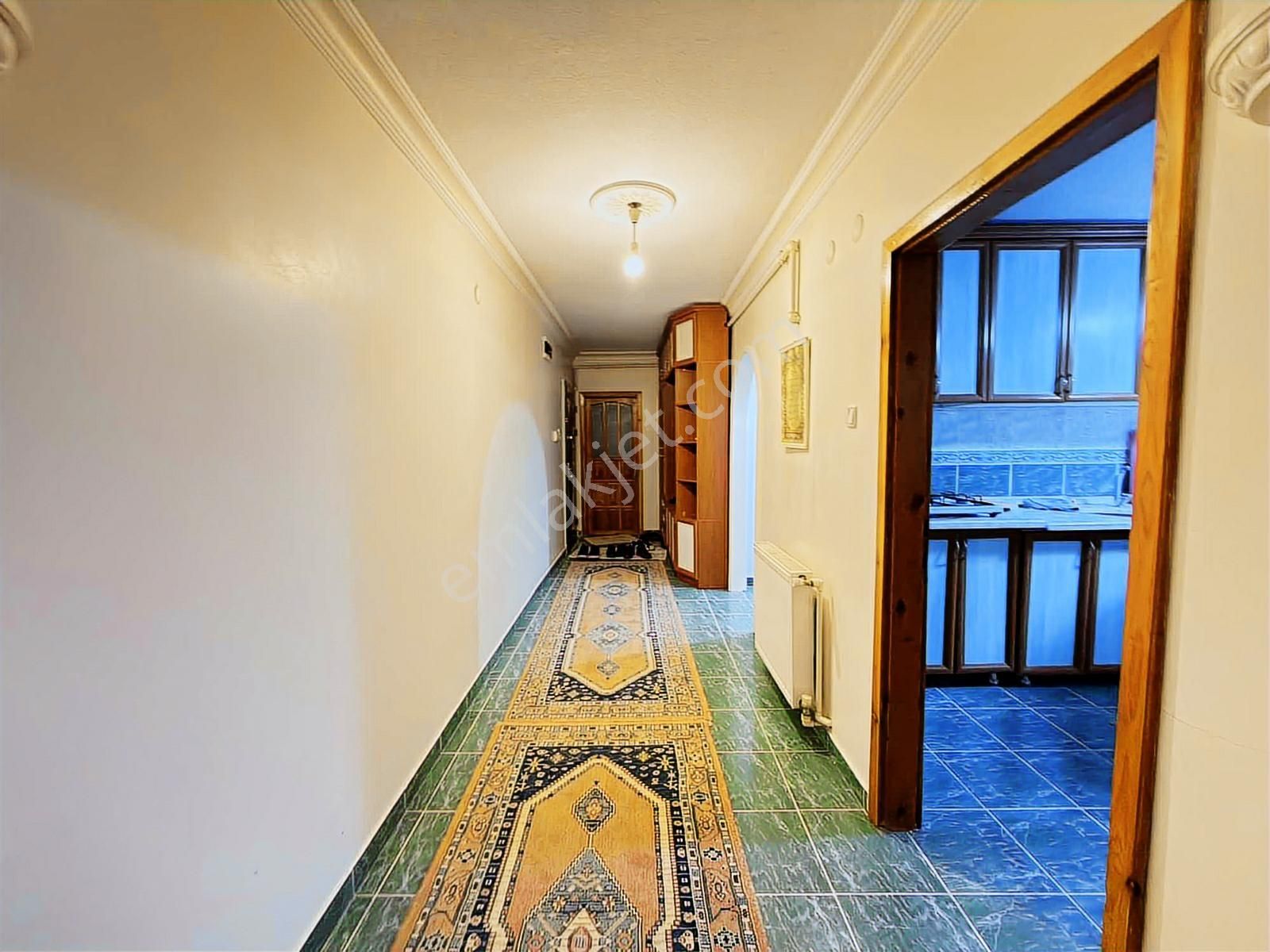 Köşe Bina Köşe Daire 1.kat Ön Güney Cepe 3+1 135m² Geniş Balkon - Görsel 32