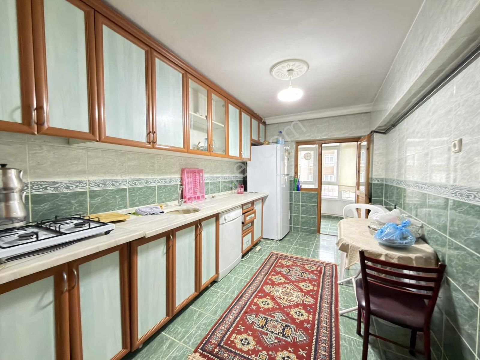 Köşe Bina Köşe Daire 1.kat Ön Güney Cepe 3+1 135m² Geniş Balkon - Görsel 5