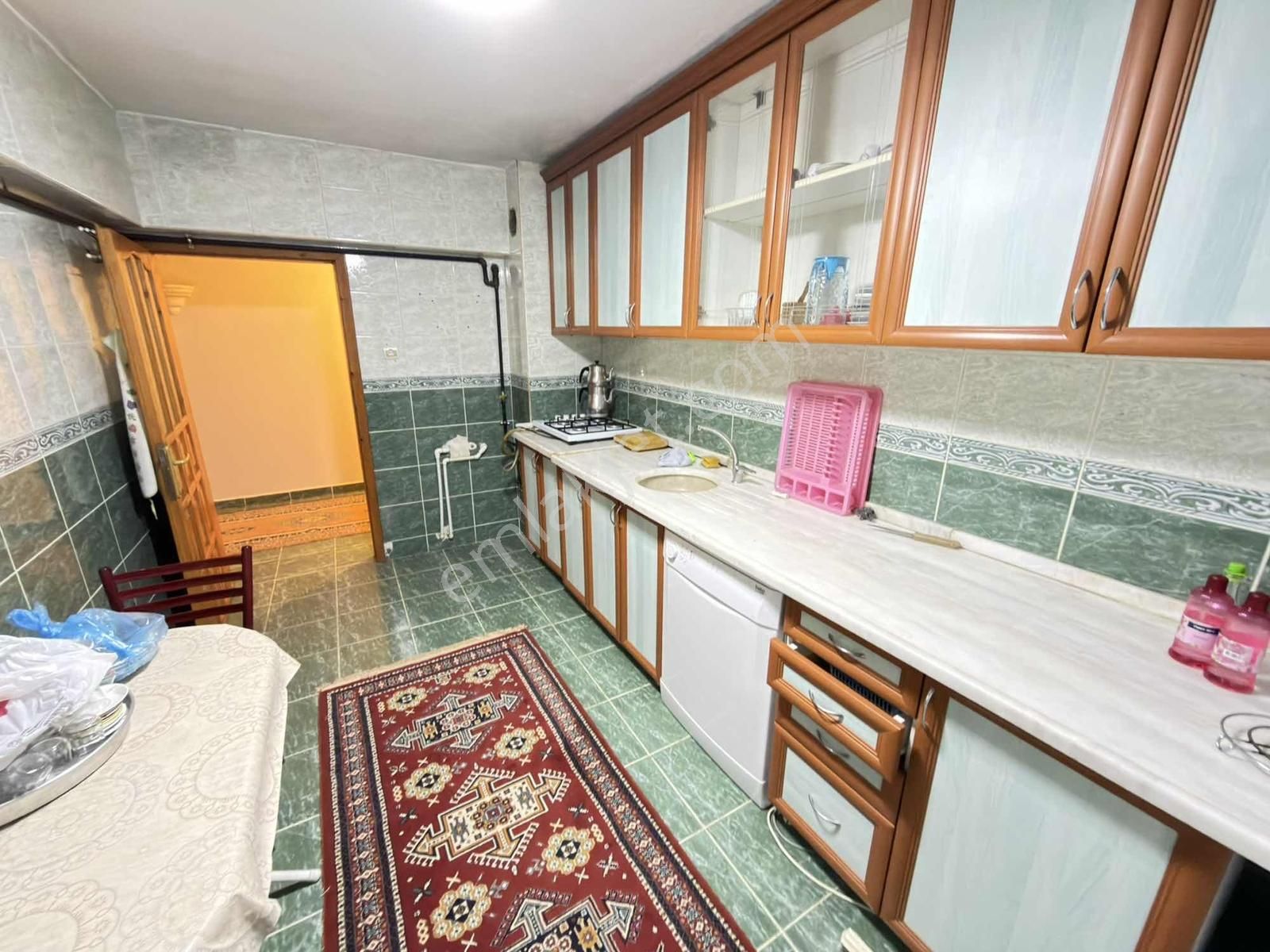 Köşe Bina Köşe Daire 1.kat Ön Güney Cepe 3+1 135m² Geniş Balkon - Görsel 8