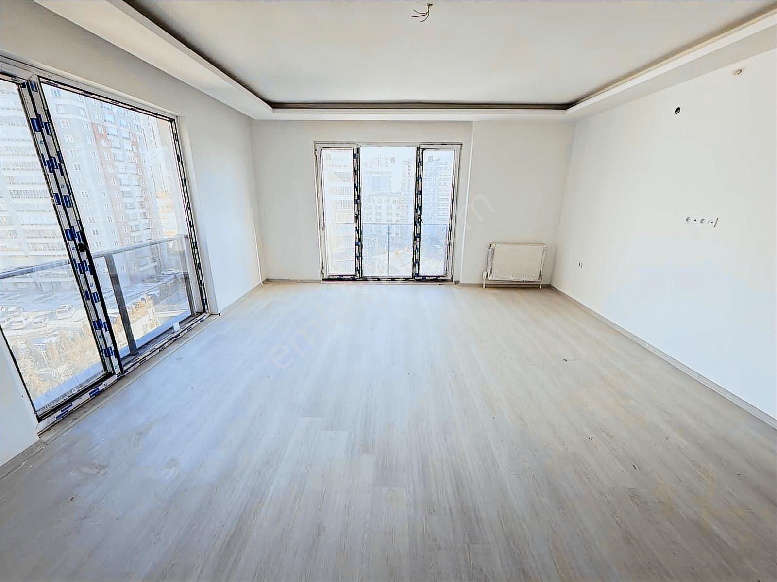 Yenimahalle Metro Durağı Yakını 4+1 Site İçinde Ankara Manzaralı - Görsel 9