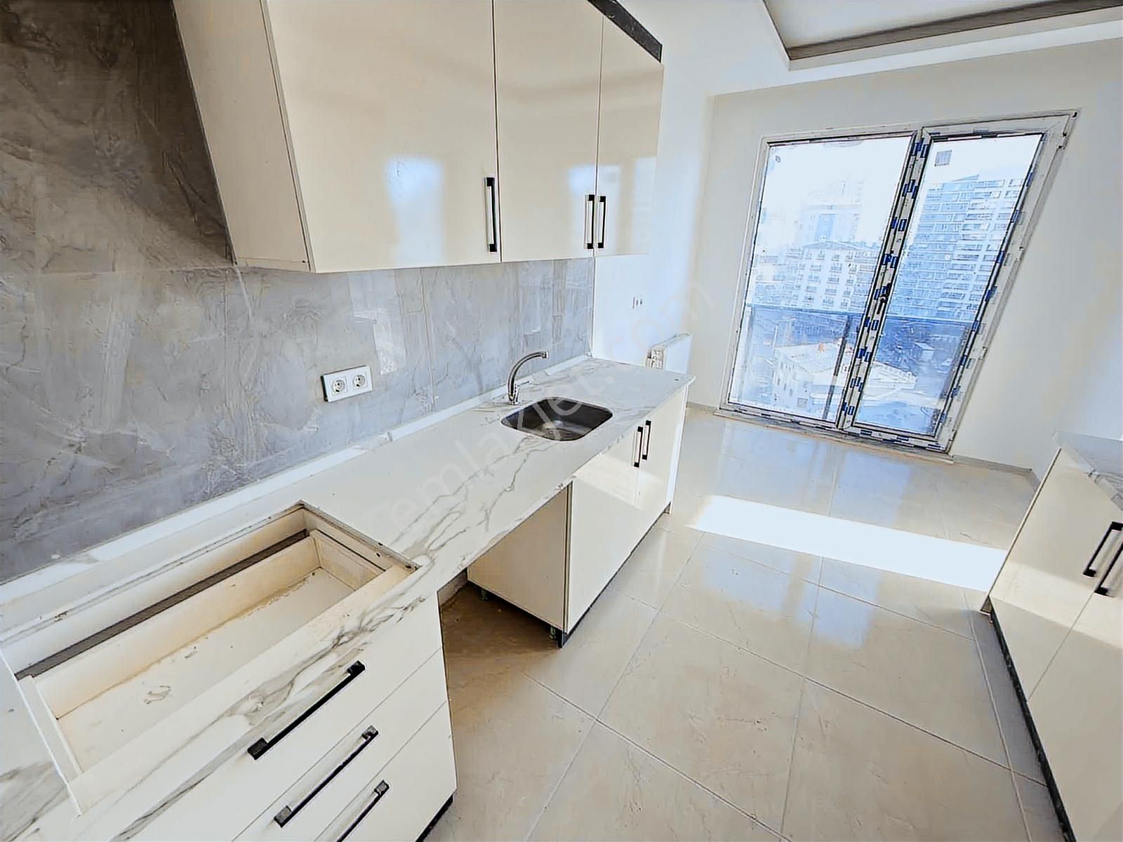 Yenimahalle Metro Durağı Yakını 4+1 Site İçinde Ankara Manzaralı - Görsel 3