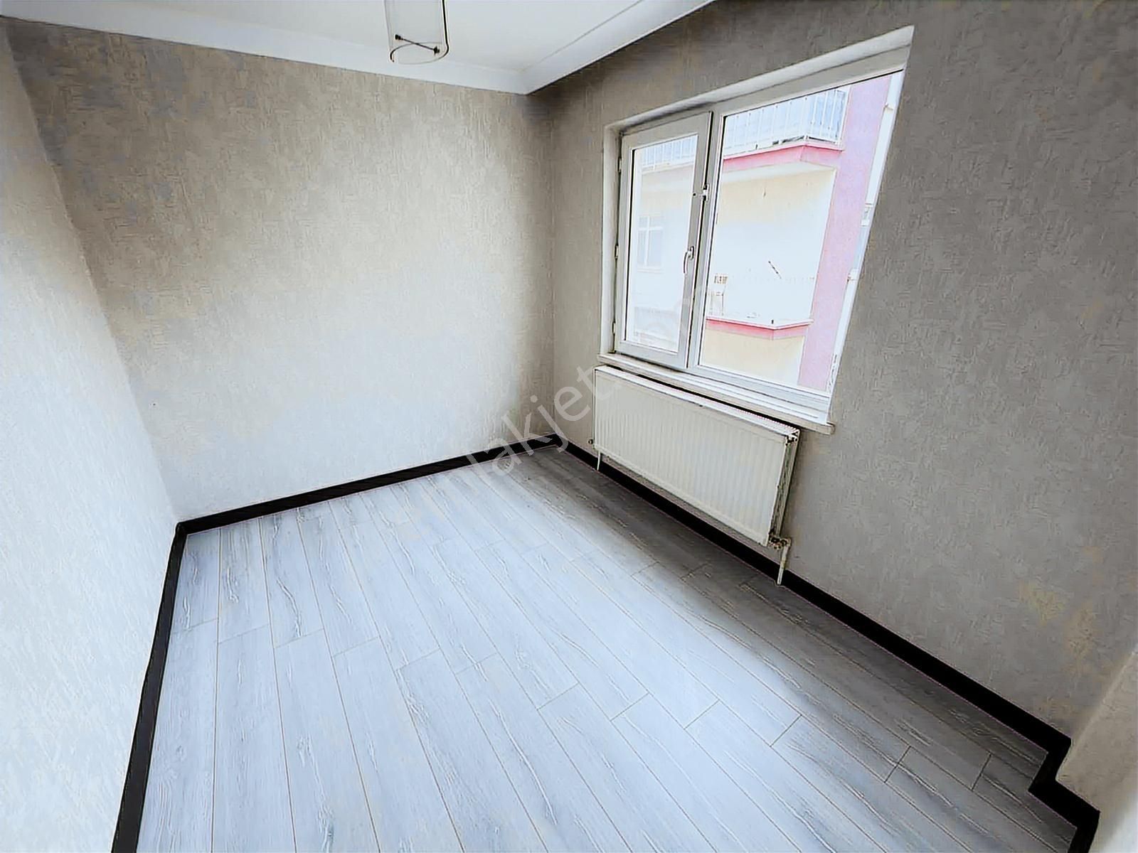 Oğulbey'den Yunur Emre Cad Paraleli 1.kat 2+1 Ful Yapılı Güney C - Görsel 25