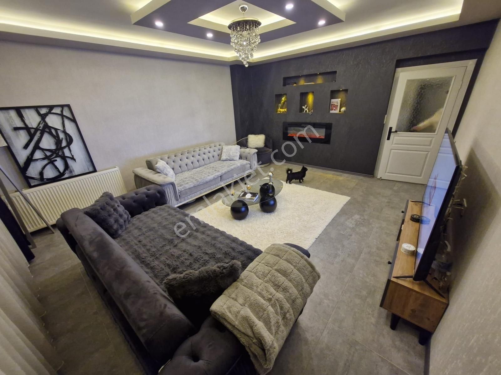 Seyitler Cad Üstünde 3+1 Lüks Yapılı 1.kat Ön Güney Cepe Asansör - Görsel 3