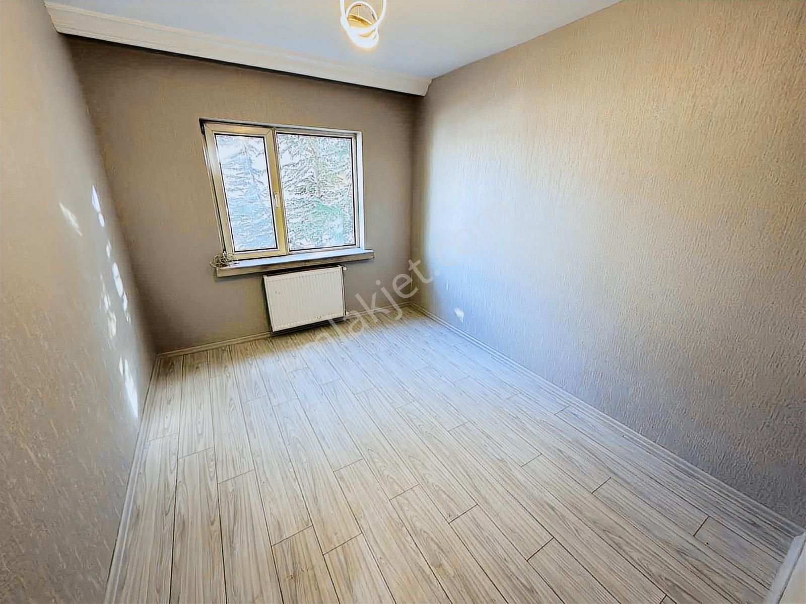 Etlik'de 3.kat Konumunda Manzaralı 3+1 Bağımsız Ful Yapılı 125m² - Görsel 4