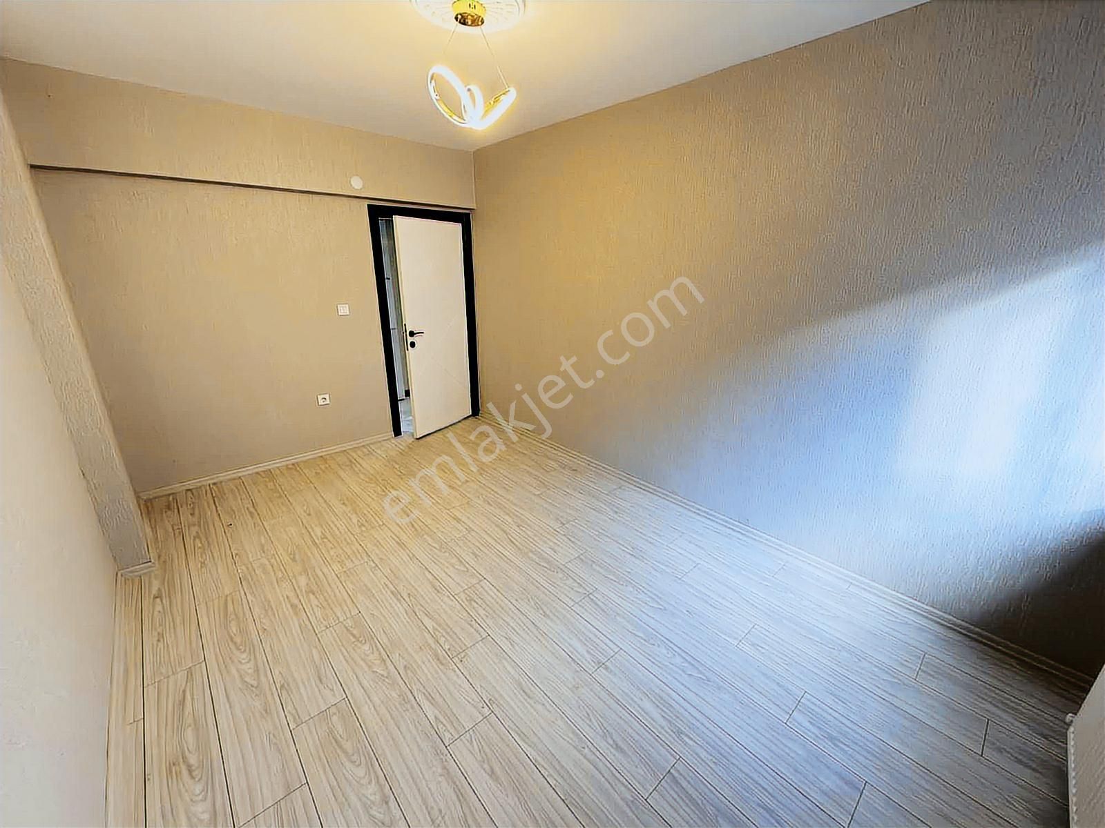 Etlik'de 3.kat Konumunda Manzaralı 3+1 Bağımsız Ful Yapılı 125m² - Görsel 30