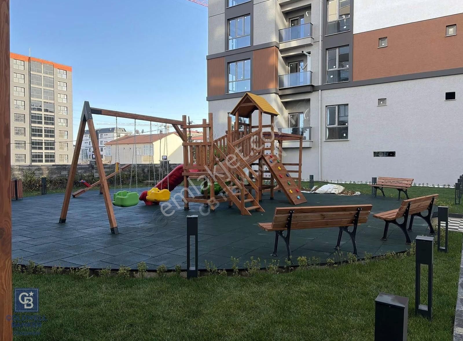 Pendik-velibaba-2+1 95 M2 Balkonlu-boş-site İçi-güvenlikli - Görsel 8