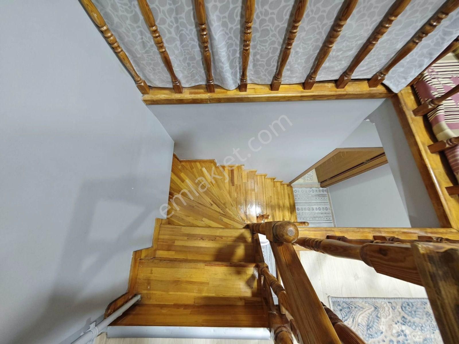 Yenibosna Pazar Pazarında 5+1 Krediye Uygun Ferah Dublex - Görsel 16