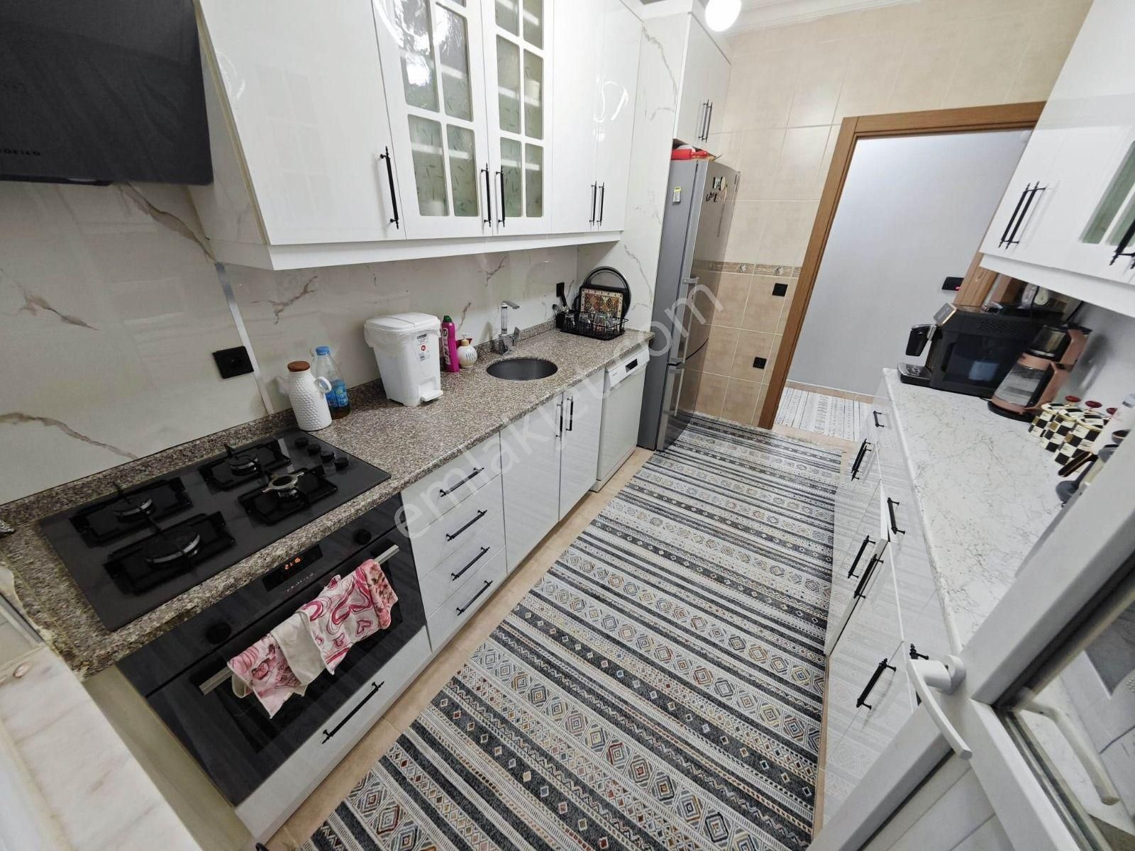 Yenibosna Pazar Pazarında 5+1 Krediye Uygun Ferah Dublex - Görsel 6