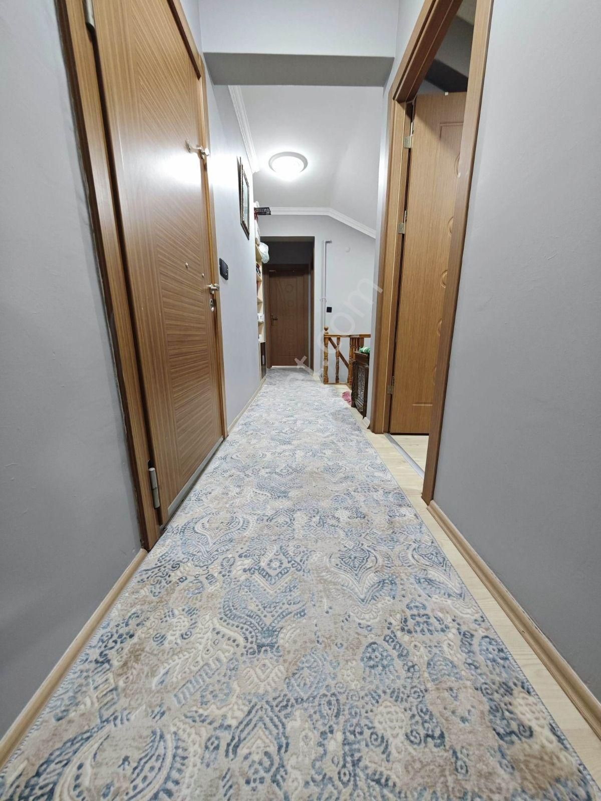 Yenibosna Pazar Pazarında 5+1 Krediye Uygun Ferah Dublex - Görsel 14