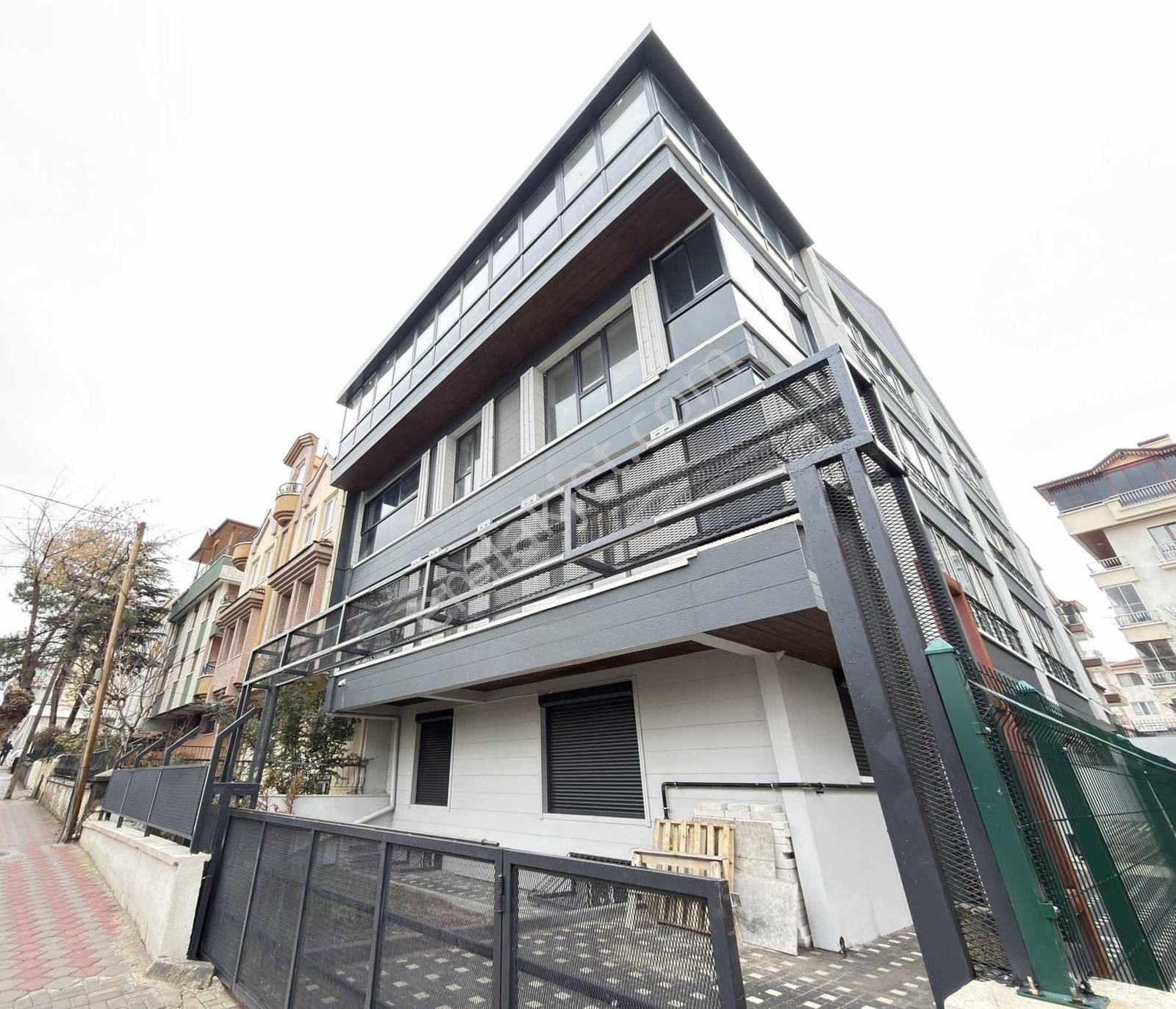 Sanatoryum Cad Yakını 1+1 Ful Yapılı '0' Bina 1+1 Daire Hediyeli - Görsel 6