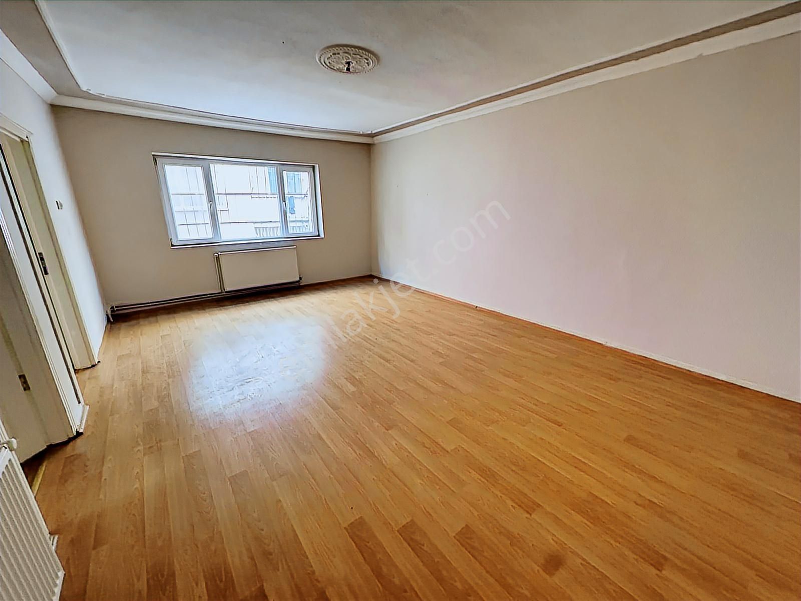 Etlik Lisesi Yakını Yüksek Giriş Kat Konumunda 3+1 Balkonlu - Görsel 29