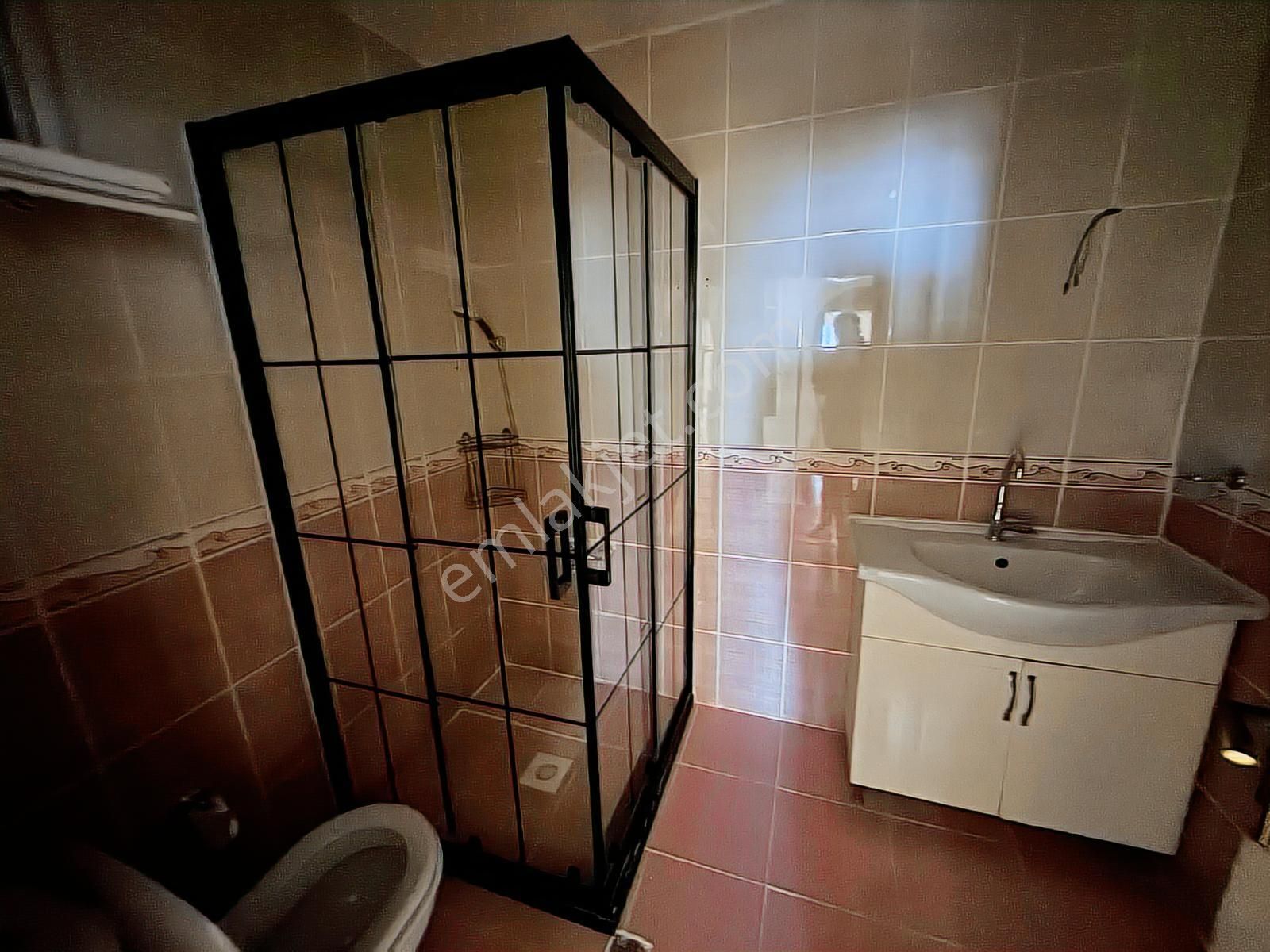 Etlik Lisesi Yakını Yüksek Giriş Kat Konumunda 3+1 Balkonlu - Görsel 26