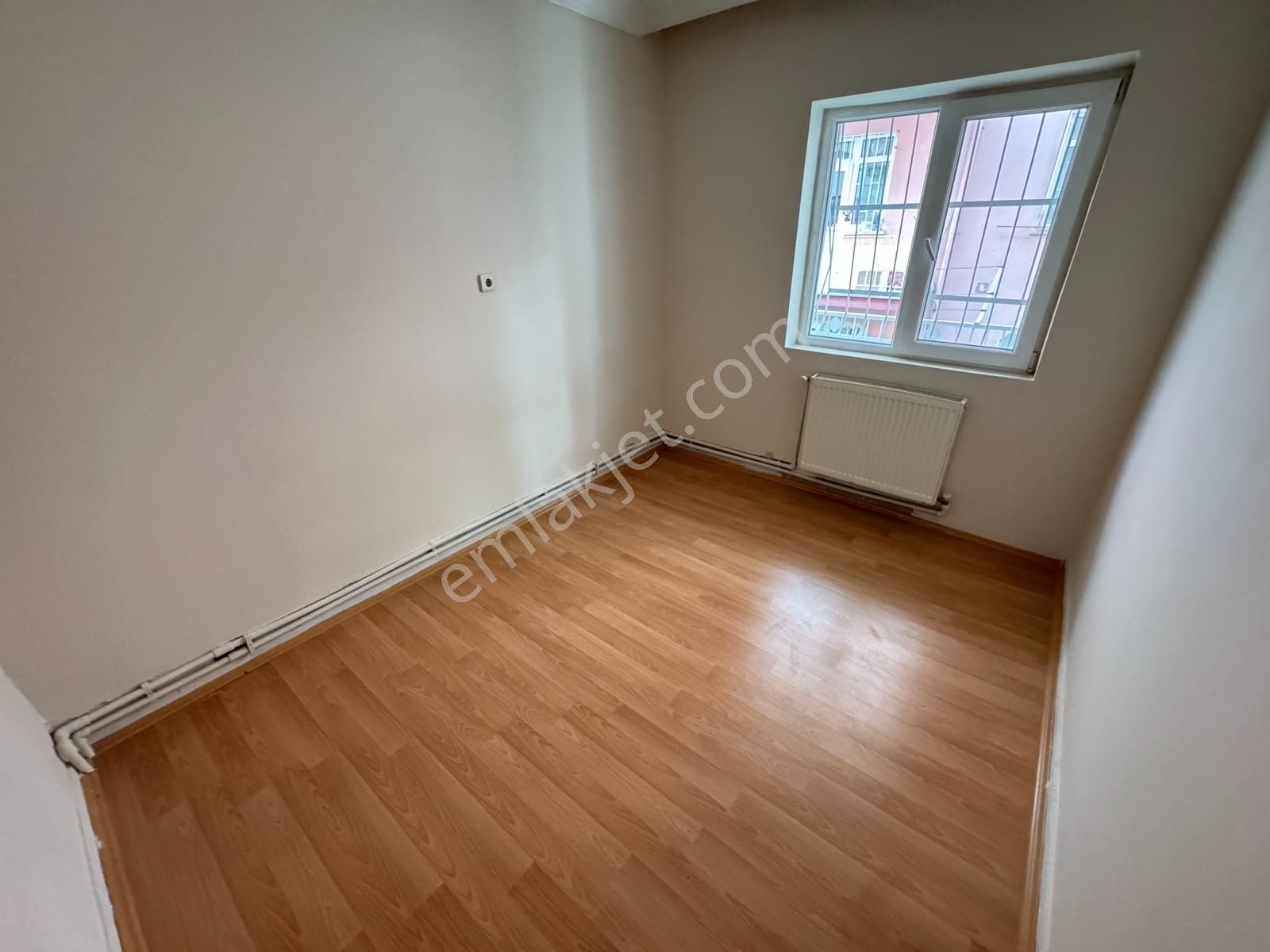 Etlik Lisesi Yakını Yüksek Giriş Kat Konumunda 3+1 Balkonlu - Görsel 35