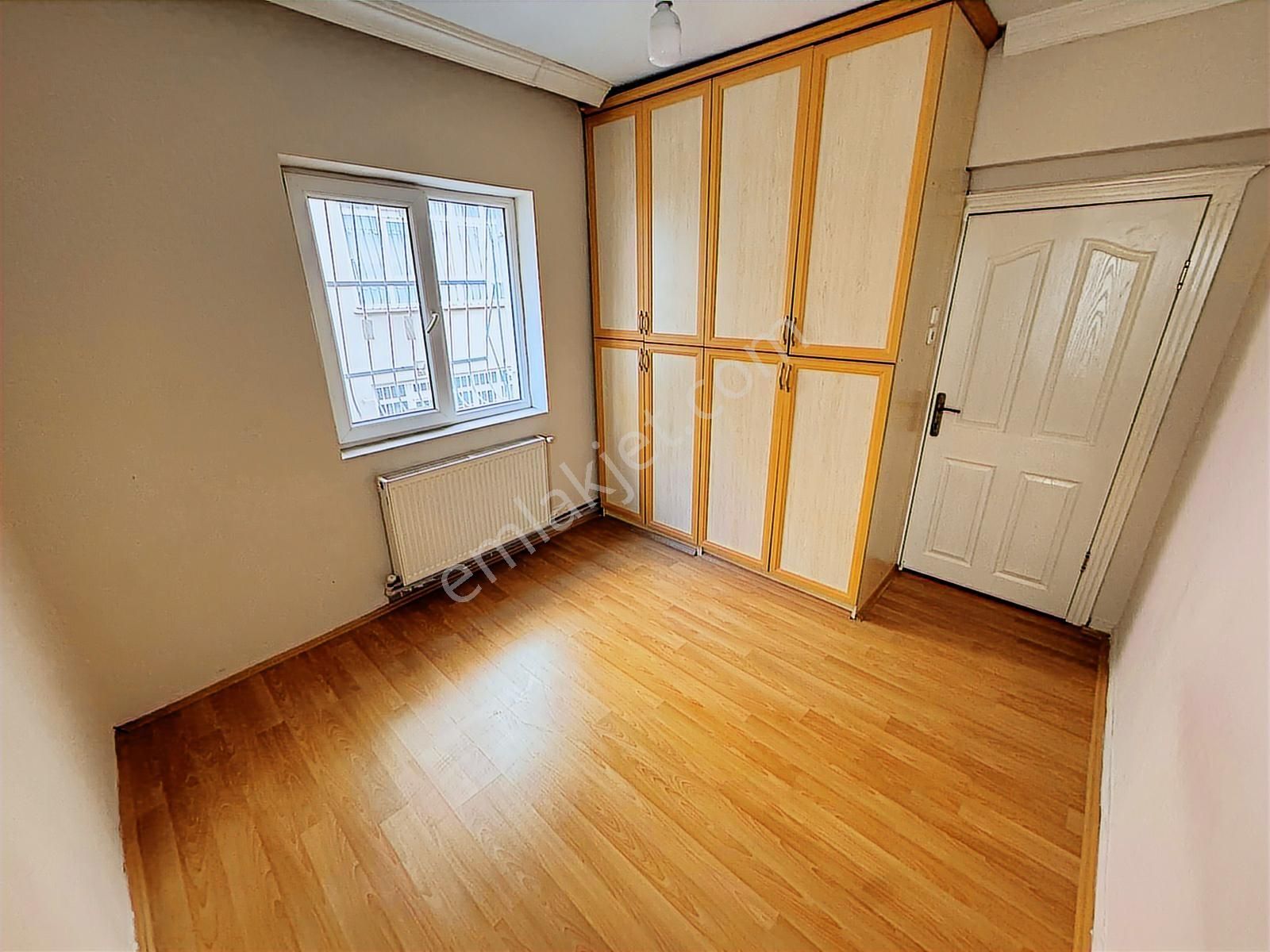 Etlik Lisesi Yakını Yüksek Giriş Kat Konumunda 3+1 Balkonlu - Görsel 16