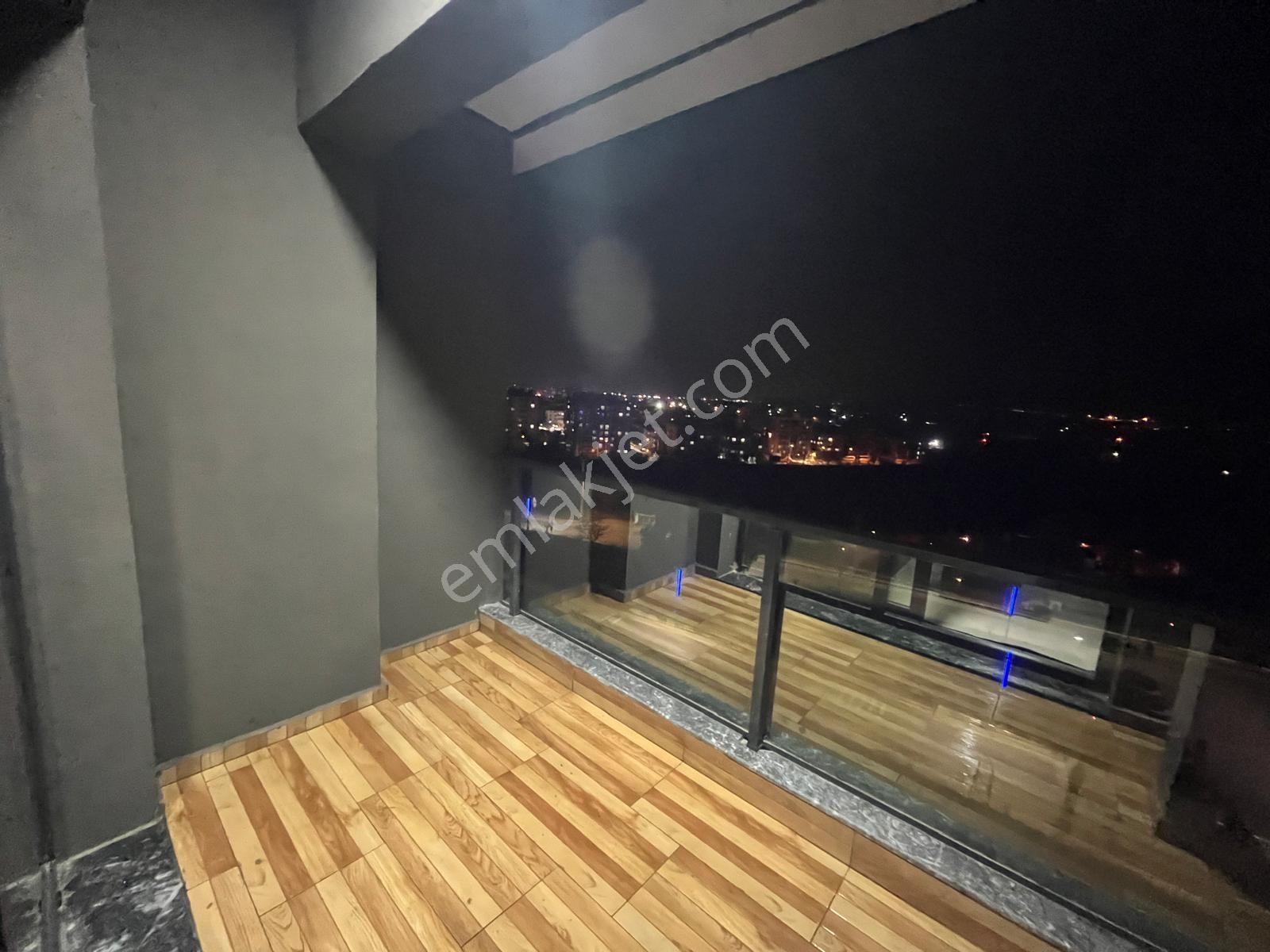 Menemen Devlet Hastanesi Karşısı Full Sıfır Eşyalı Lüks 1+1 Daire - Görsel 20