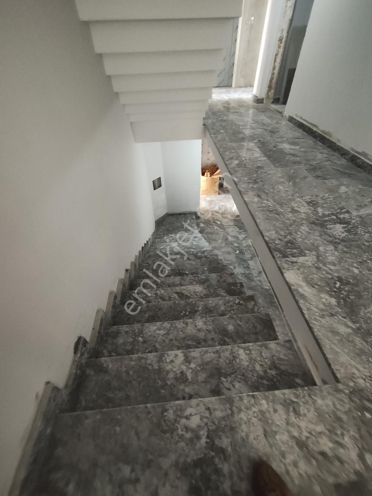 Alemdağ Çatalmeşe De 2+1 Yeni Binada 75 M2 Satılık Köşe Daire - Görsel 4