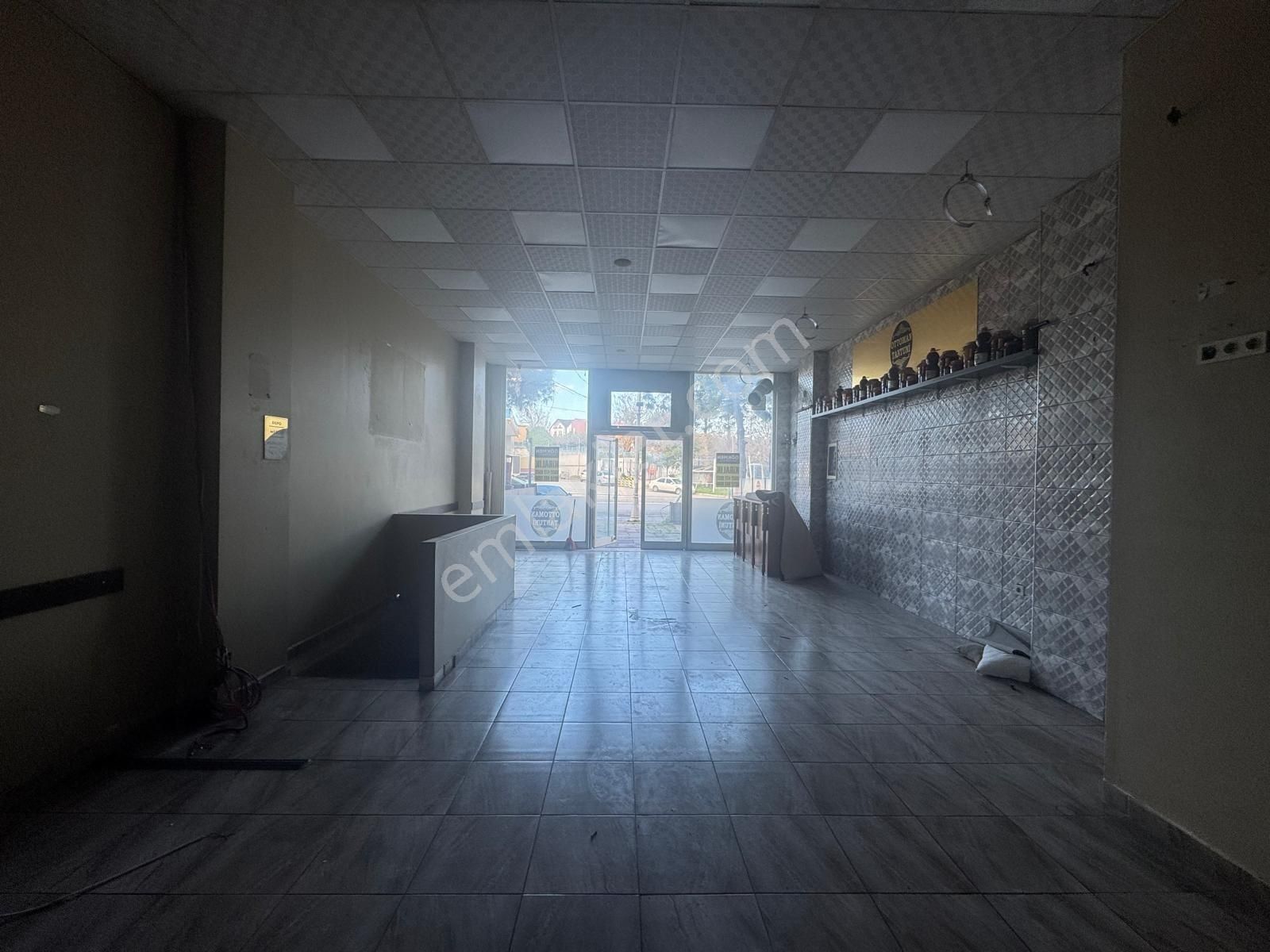 Büyükçekmece Pınartepe Mah Cadde Üstü Boş Yapılı Kiralık Dükkan - Görsel 11