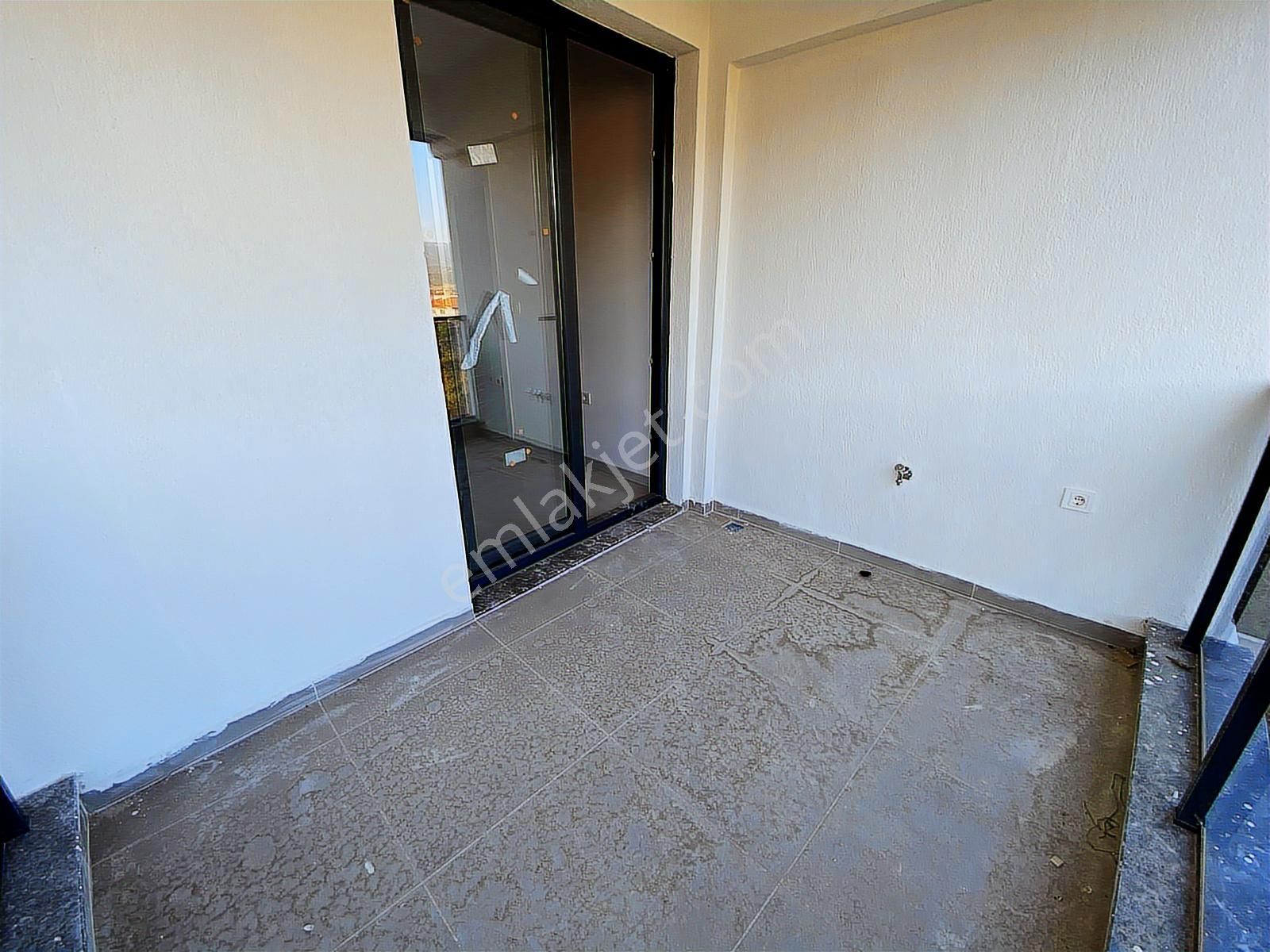 Emniyete Yakın, Satılık Sıfır 2+1 Arakat Daire - Görsel 11