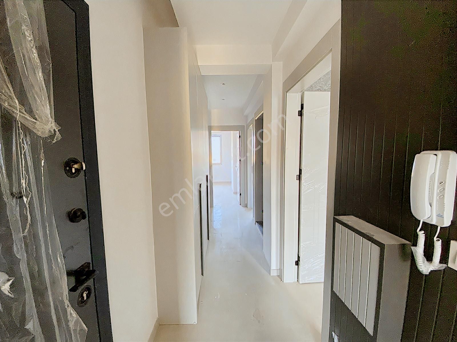 Emniyete Yakın, Satılık Sıfır 2+1 Arakat Daire - Görsel 3