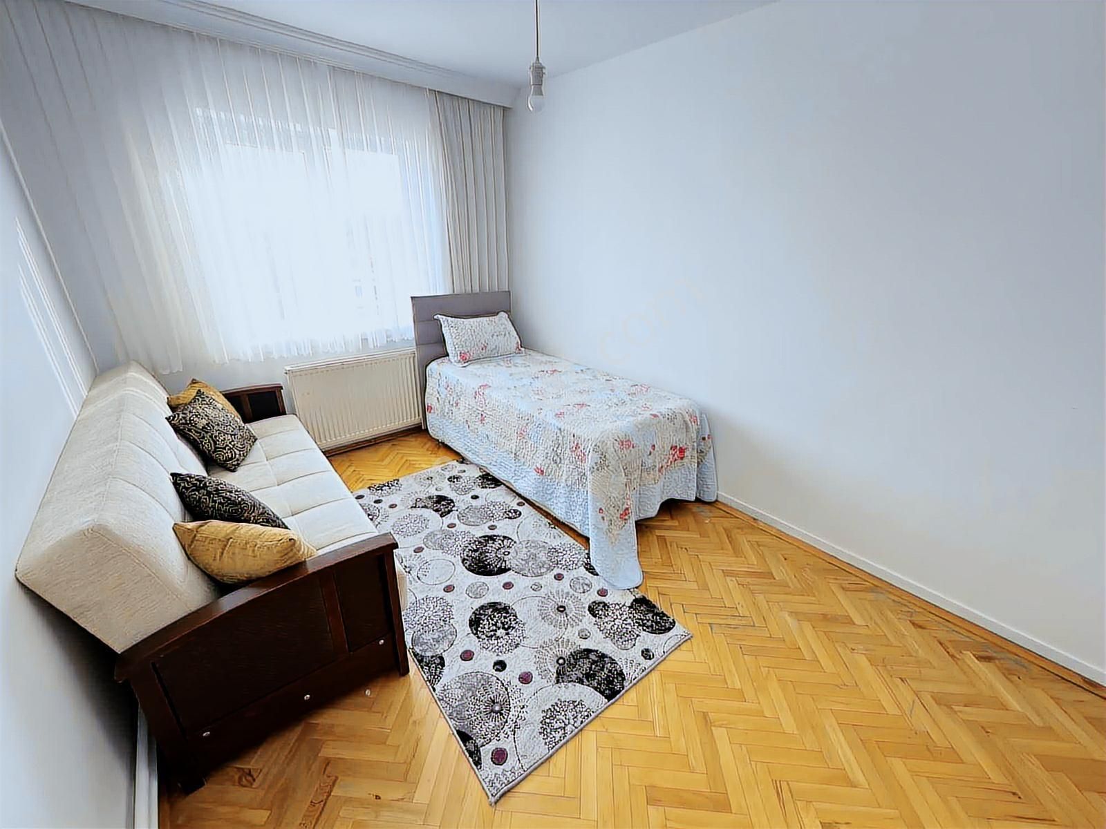 Oğulbey'den Hastaneler Yakını 3+1 Ful Eşyalı Güney Cepe Orta Kat - Görsel 28