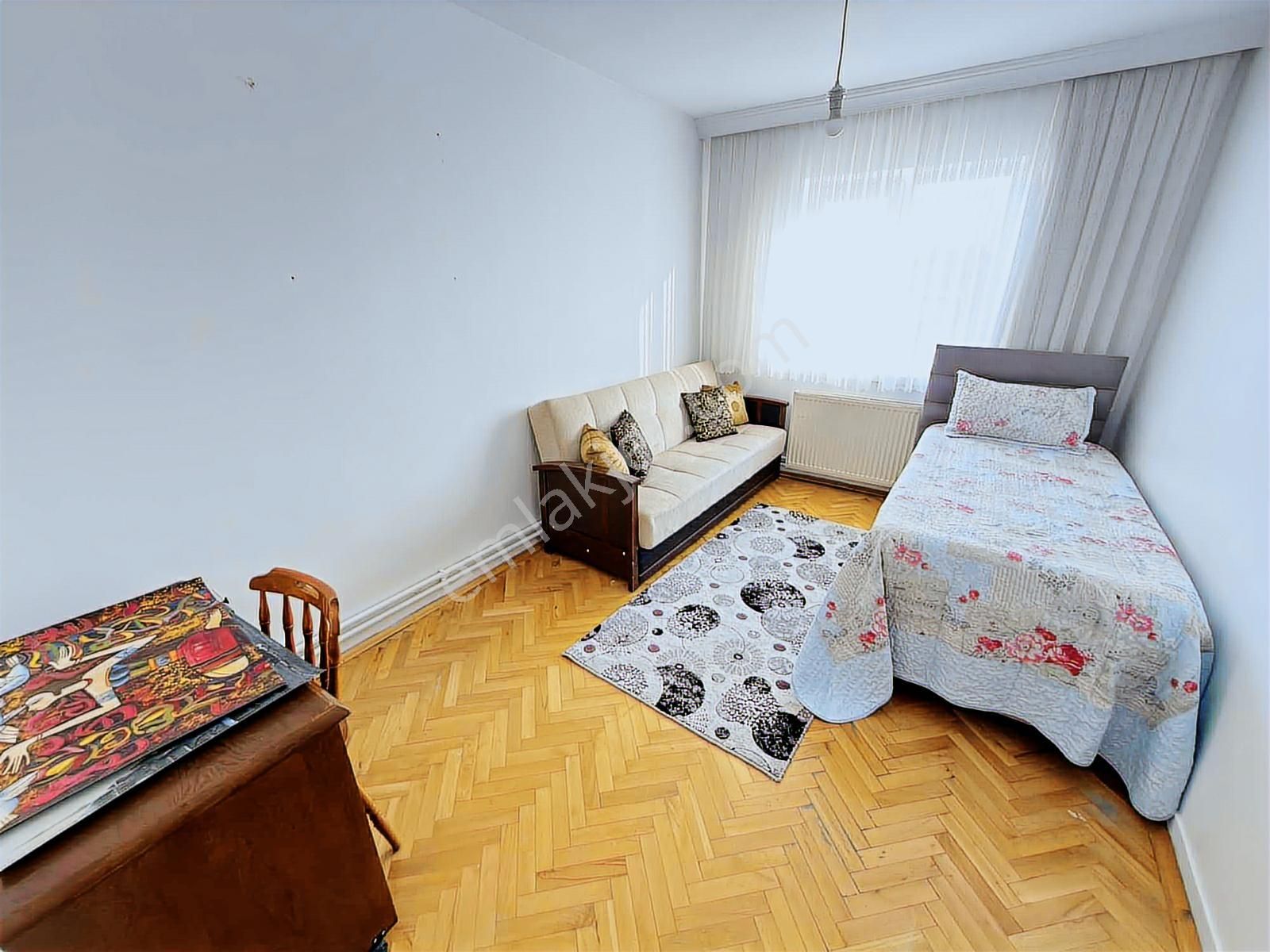 Oğulbey'den Hastaneler Yakını 3+1 Ful Eşyalı Güney Cepe Orta Kat - Görsel 27