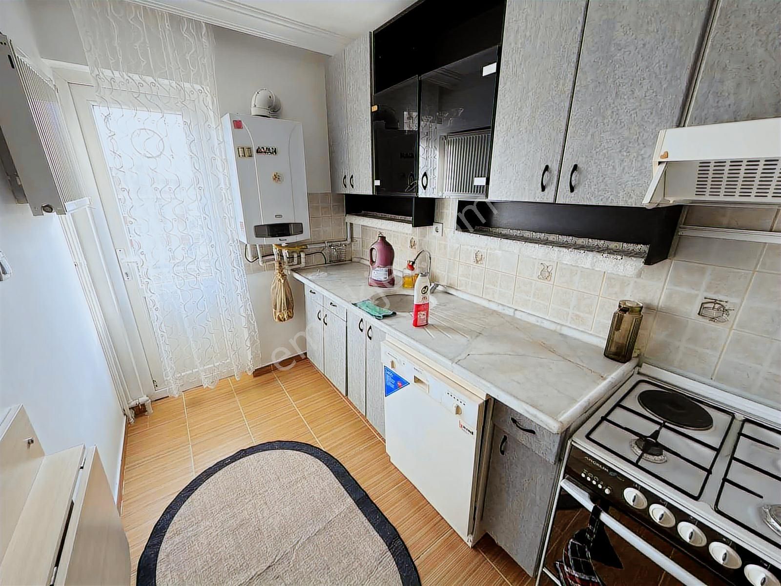 Oğulbey'den Hastaneler Yakını 3+1 Ful Eşyalı Güney Cepe Orta Kat - Görsel 22