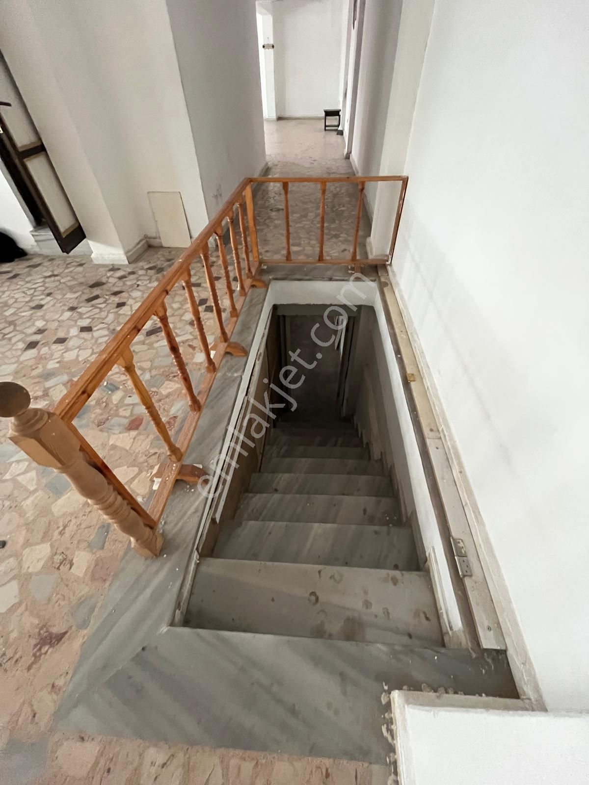 Loft Tan Fefaköy Merkezde Wc Li Mutfaklı 370m2 Kiralık Bodrumlu Dükkan - Görsel 14