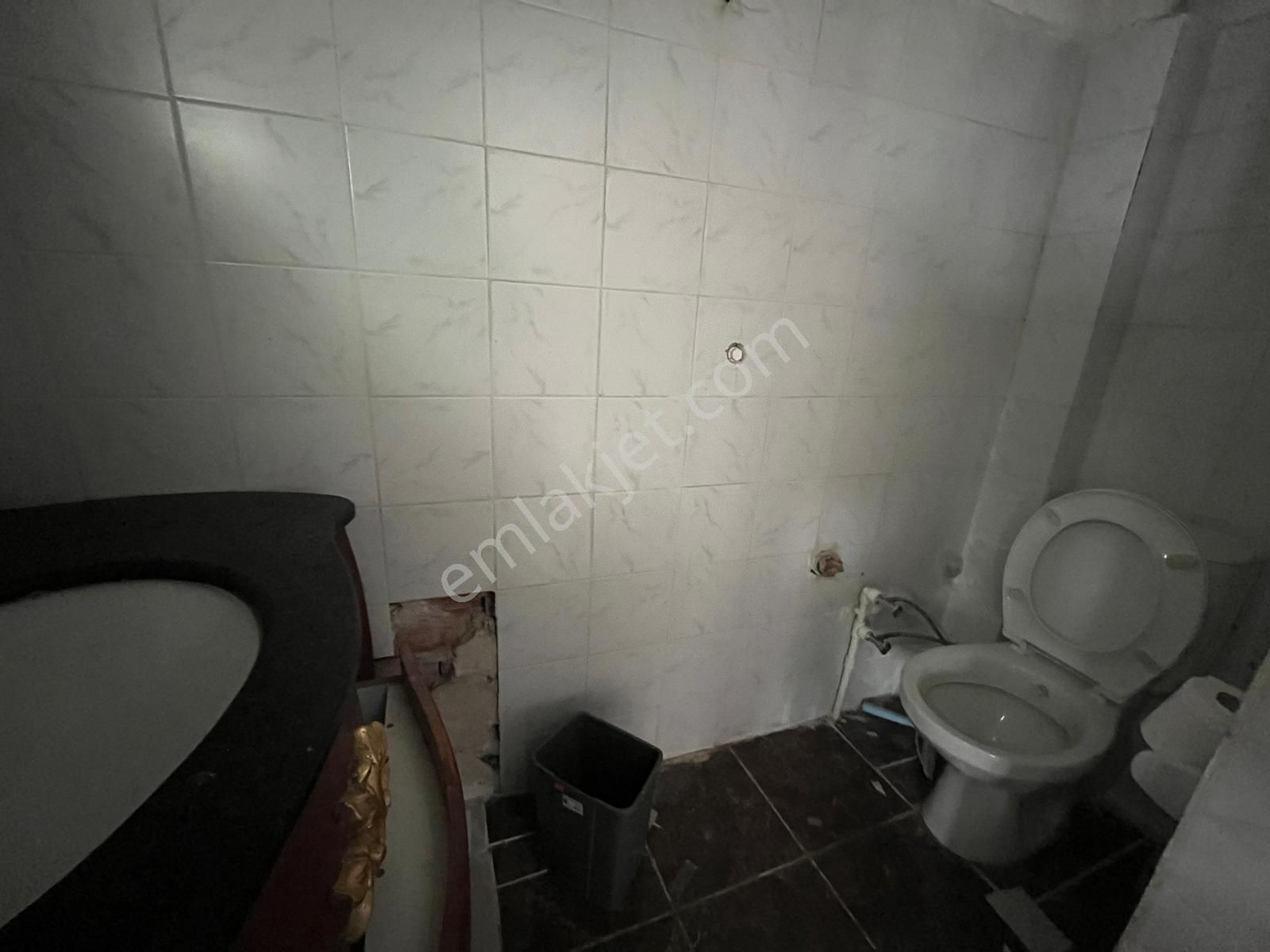 Loft Tan Fefaköy Merkezde Wc Li Mutfaklı 370m2 Kiralık Bodrumlu Dükkan - Görsel 15