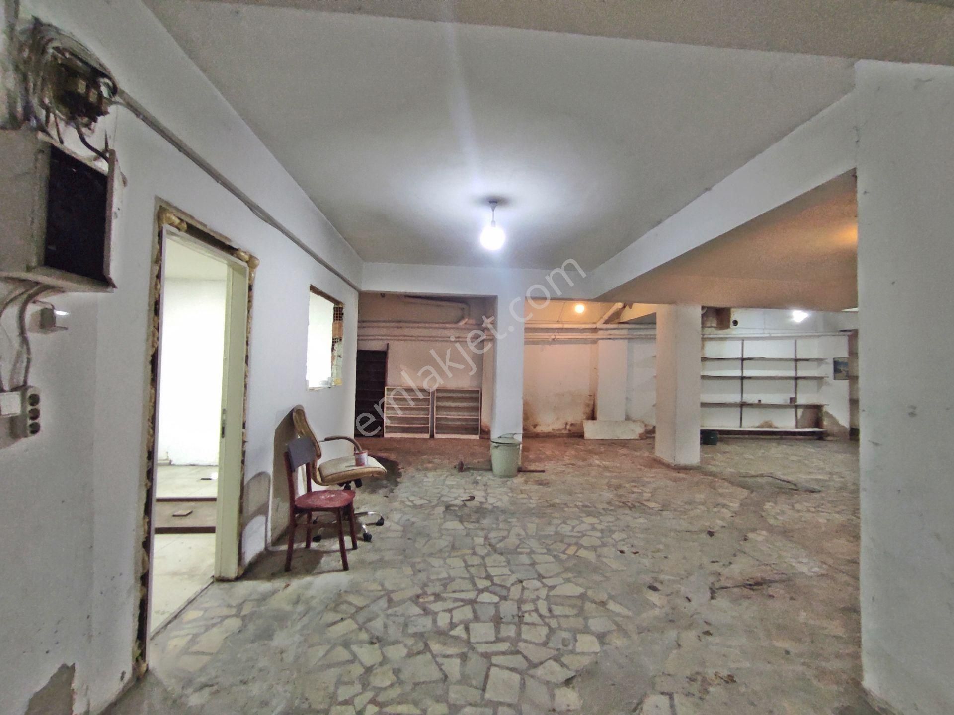 Bahçelievler Cumhuriyet Mah 170,m2-bodrum İşyeri - Görsel 5