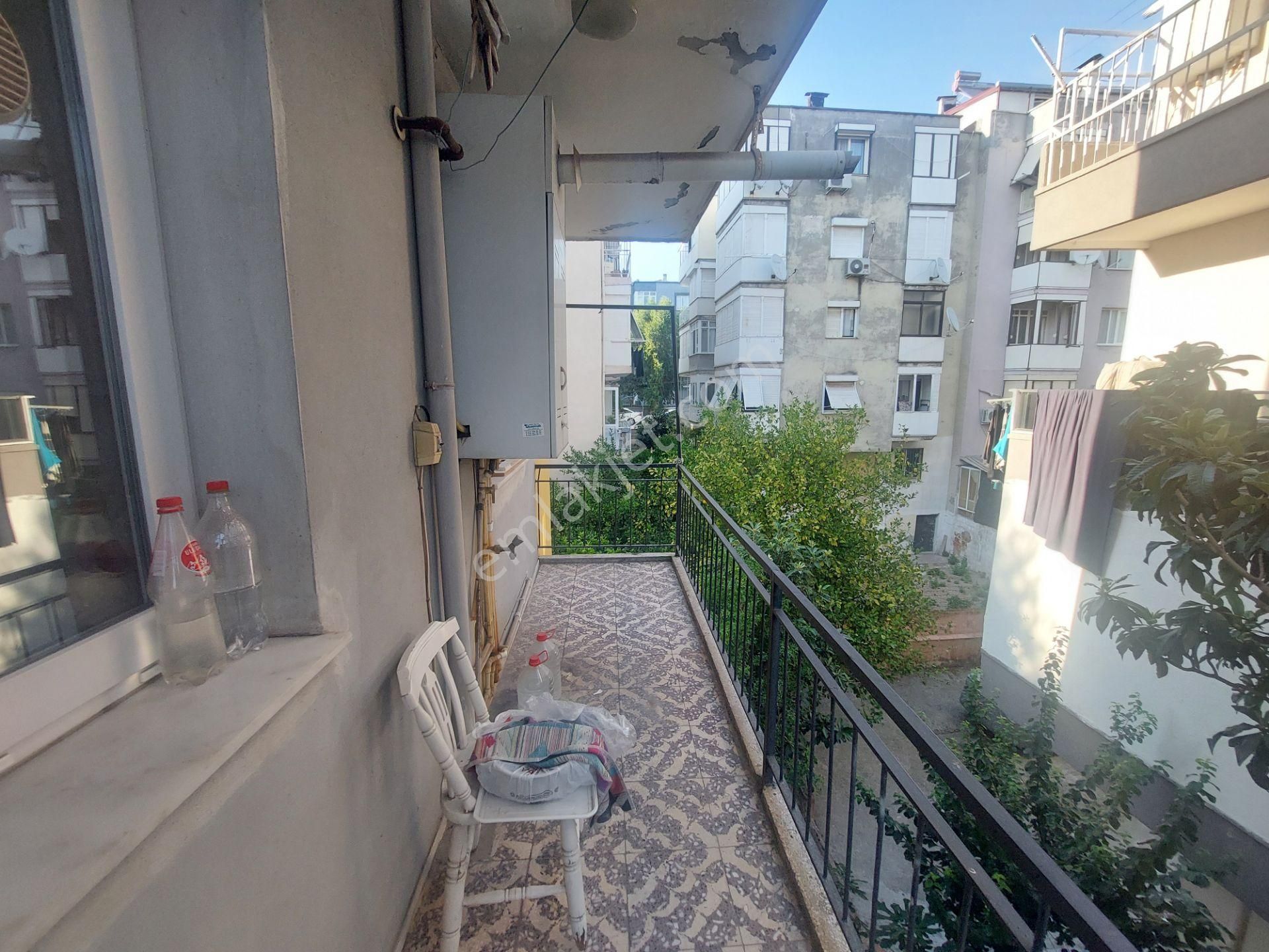 Buca Belediyesi Civarı Adnan Menderes Cad. Arakat 135m2 3+1 - Görsel 28