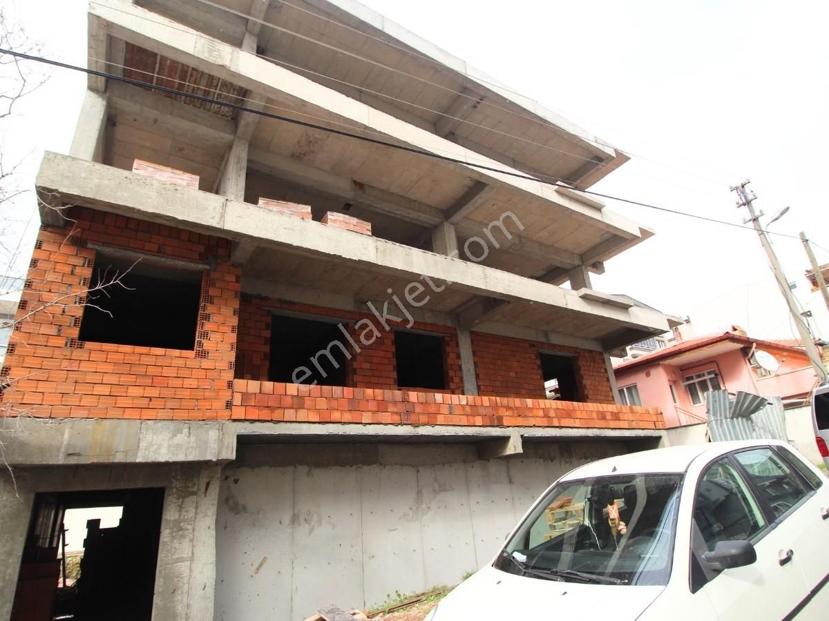 Altıeylül De Hastane Avm Yakını 2+0 Haziran Teslim Planlı Daire