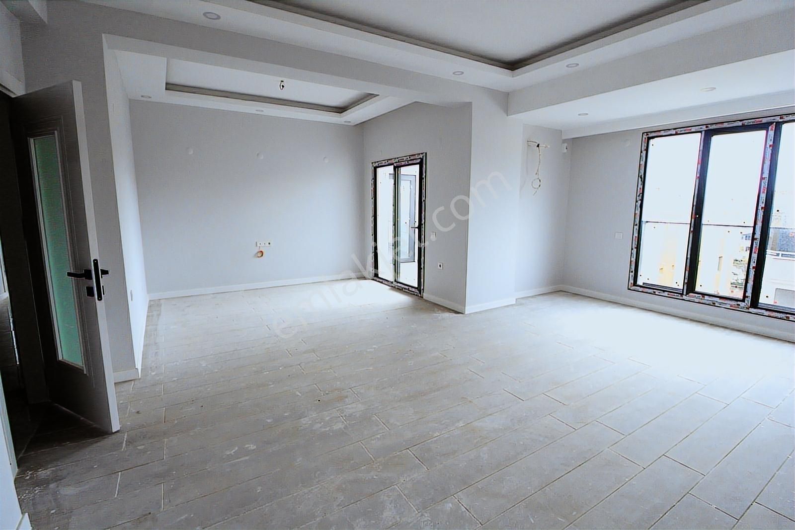 * Bahçelievler Mah.'de Satılık 4+1 Dubleks Daire *