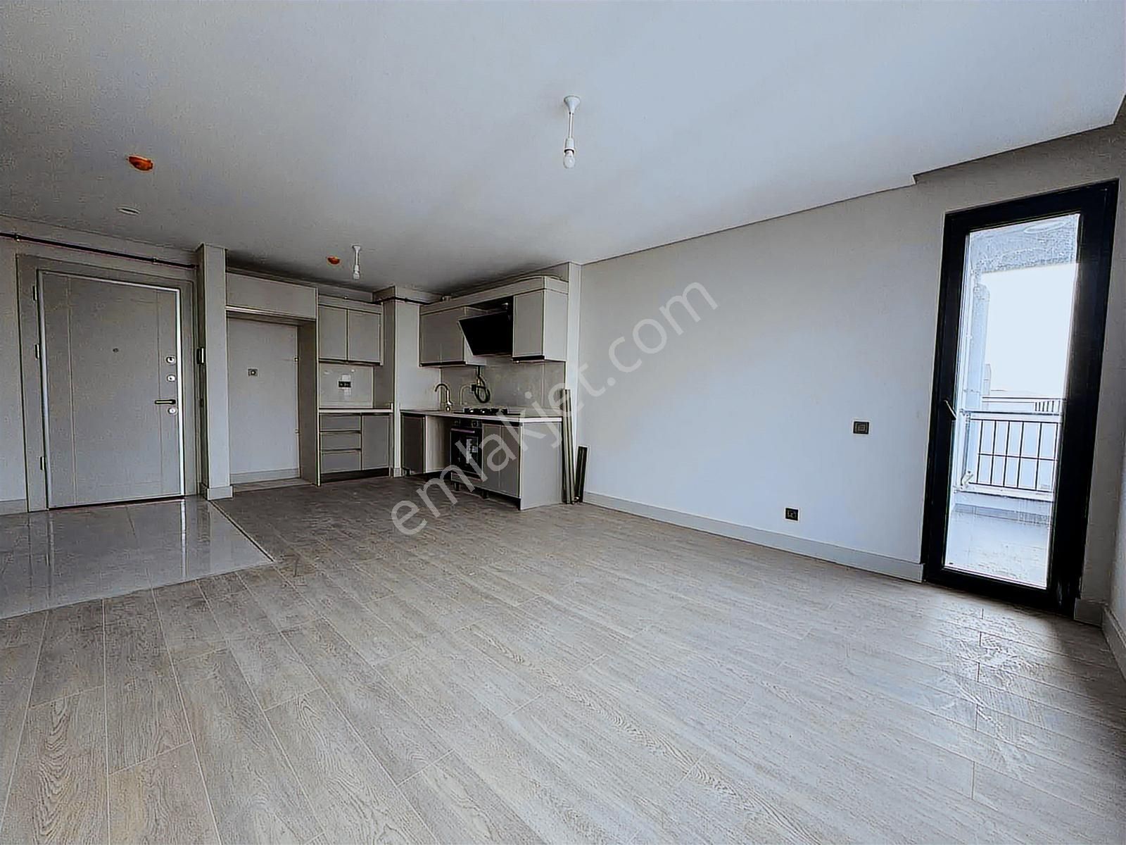 Emlak Konut'ta Peyzaj Manzaralı Satılık 1+1 Daire - Görsel 20