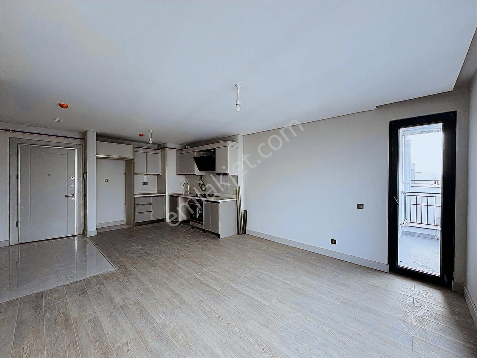 Emlak Konut'ta Peyzaj Manzaralı Satılık 1+1 Daire - Görsel 18