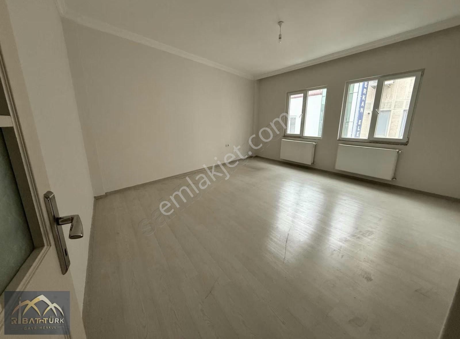 Trabzon Ortahisar Meydan Da 3+1 165 M2 Kiralık Temiz Daire - Görsel 2