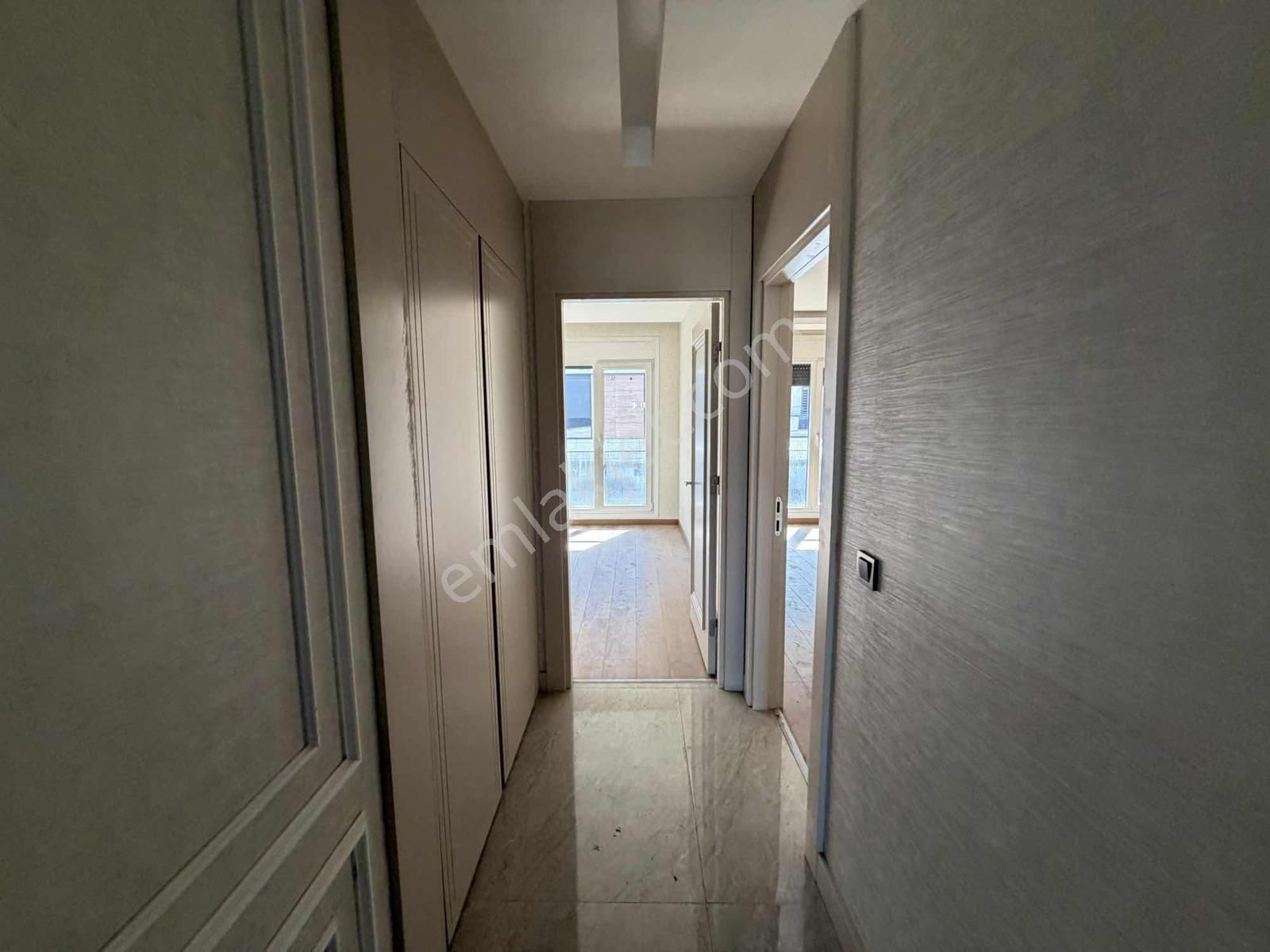 Kiralık Kısa Katlı Binada 6+2 Dubleks Marmara Mah Geniş Ferah - Görsel 23