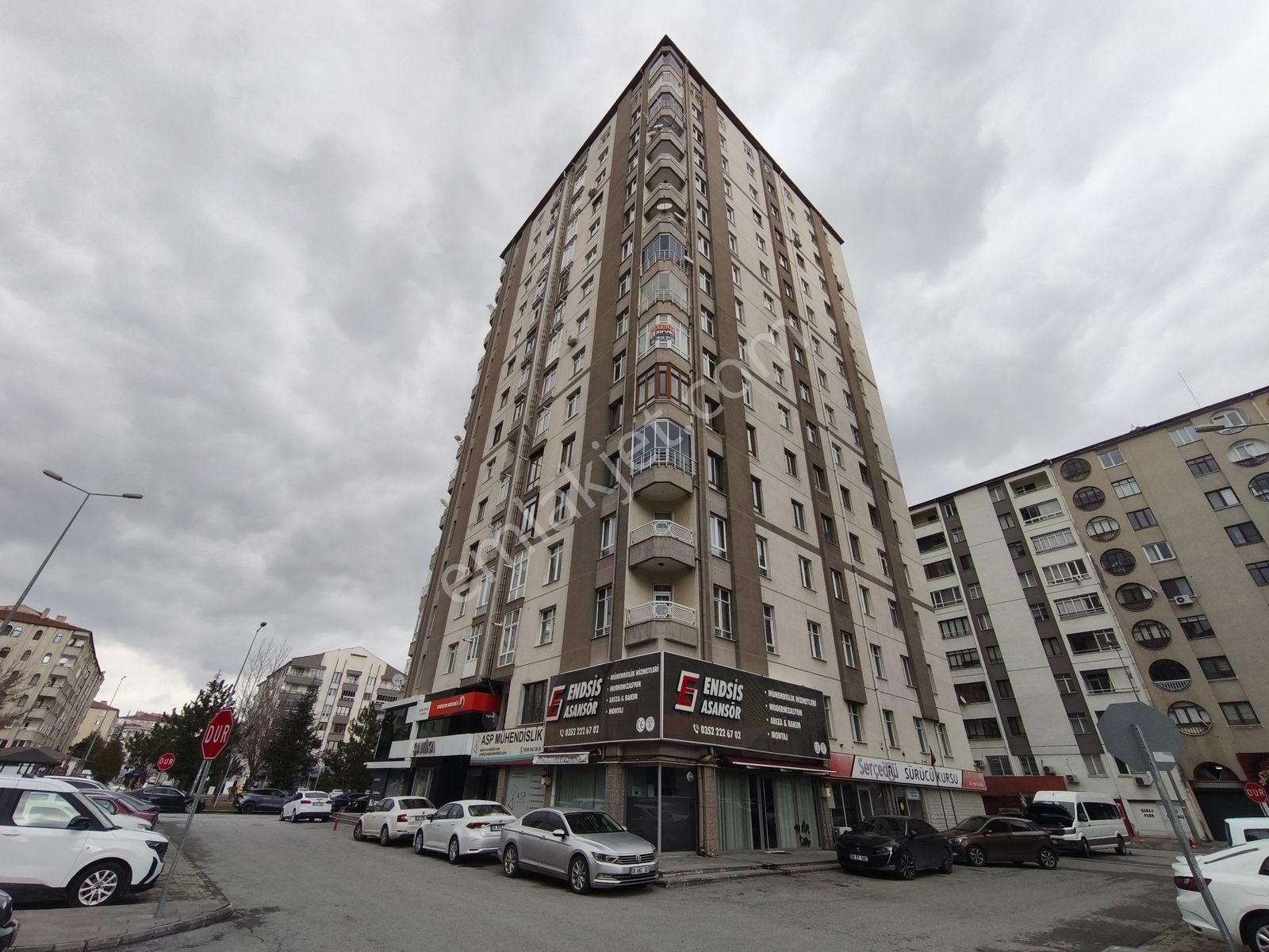 Sahabiye Erciyes Sitelerinde 4+1 Satılık Daire - Görsel 5